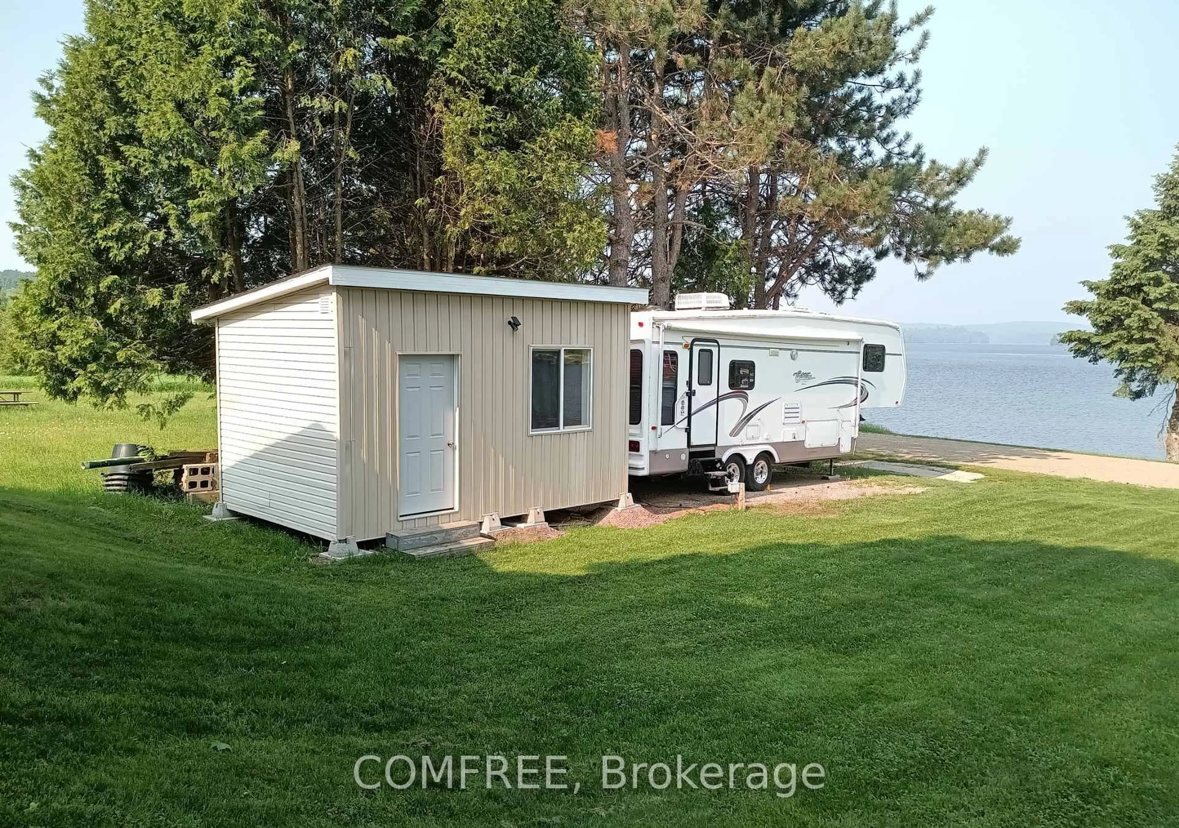 Shed for 76 Lake St, South Algonquin Ontario K0J 2M0