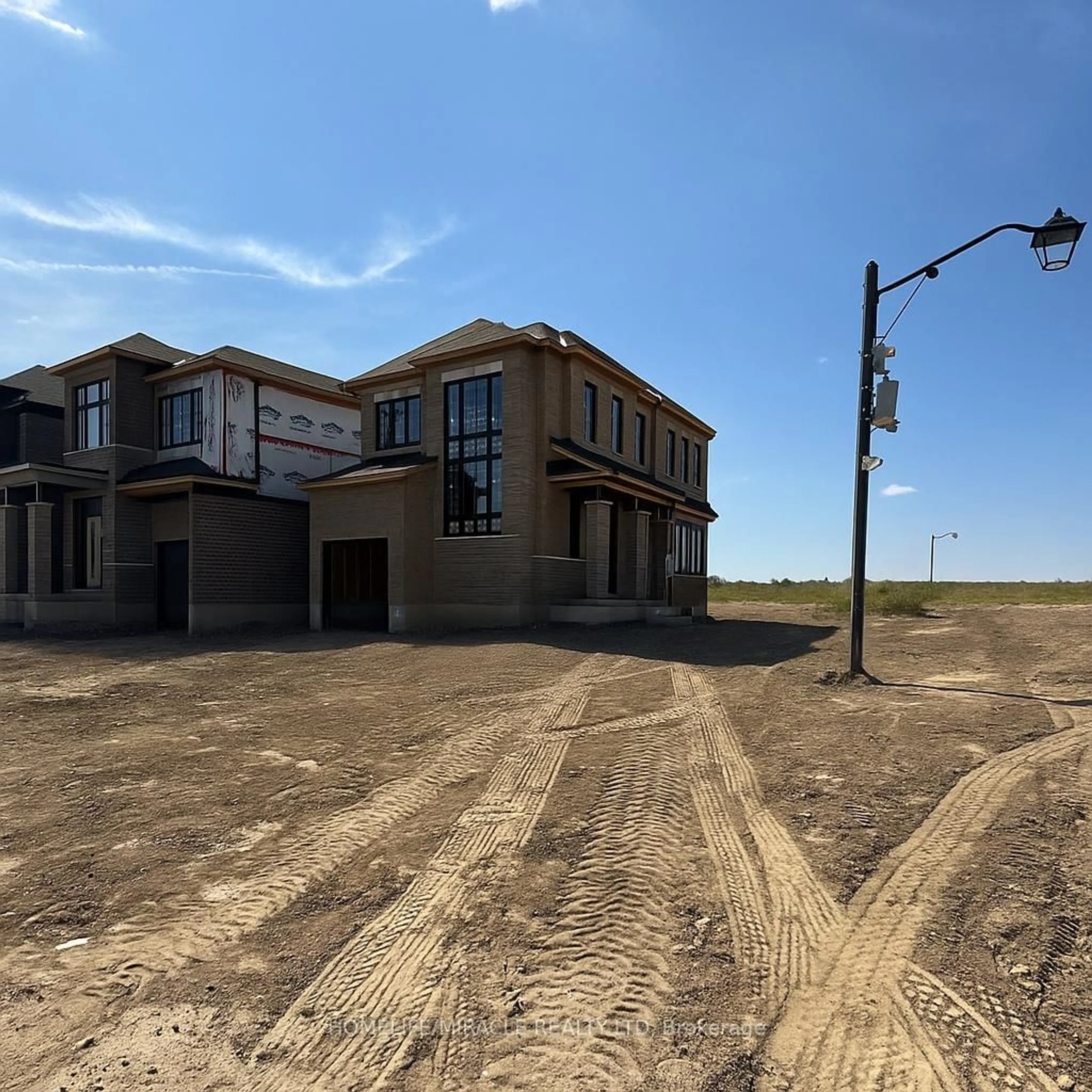 Unknown for 2 Wilmot Rd, Brantford Ontario N3T 0K8