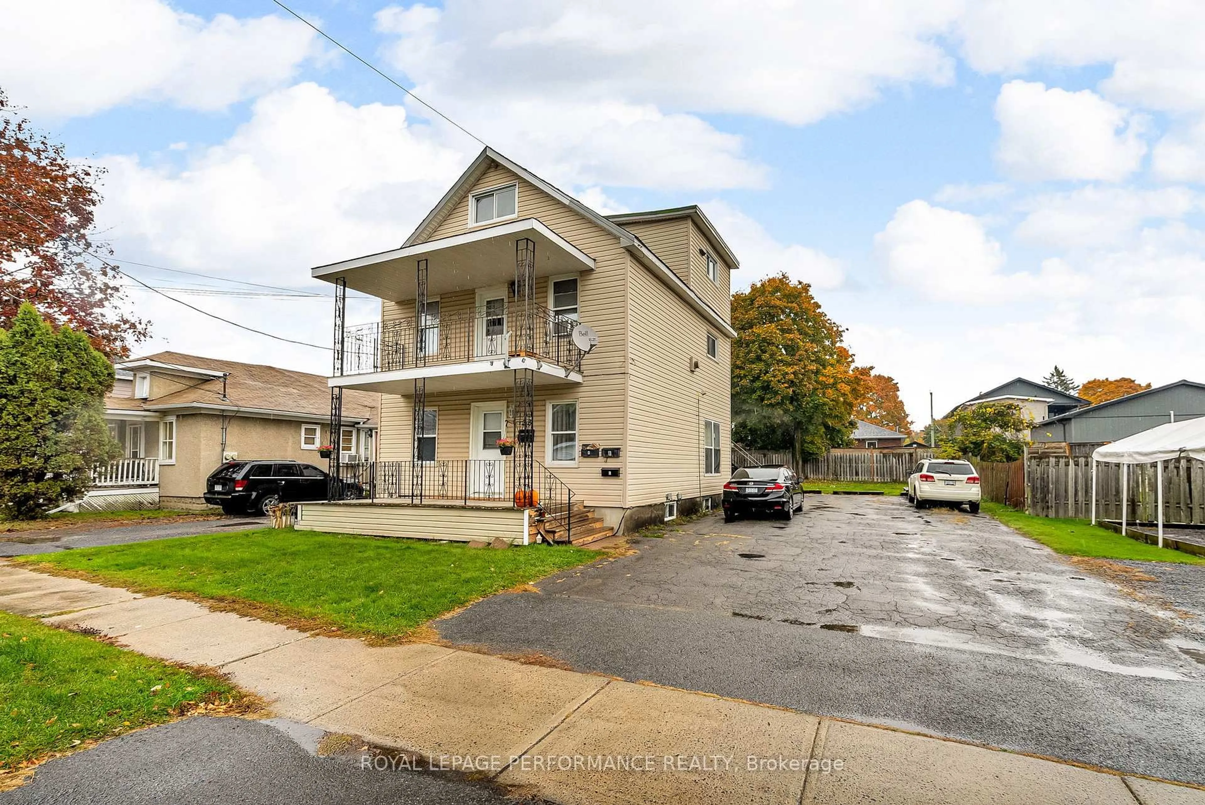 A pic from outside/outdoor area/front of a property/back of a property/a pic from drone, street for 23 Lefebvre Ave, Cornwall Ontario K6H 5G3