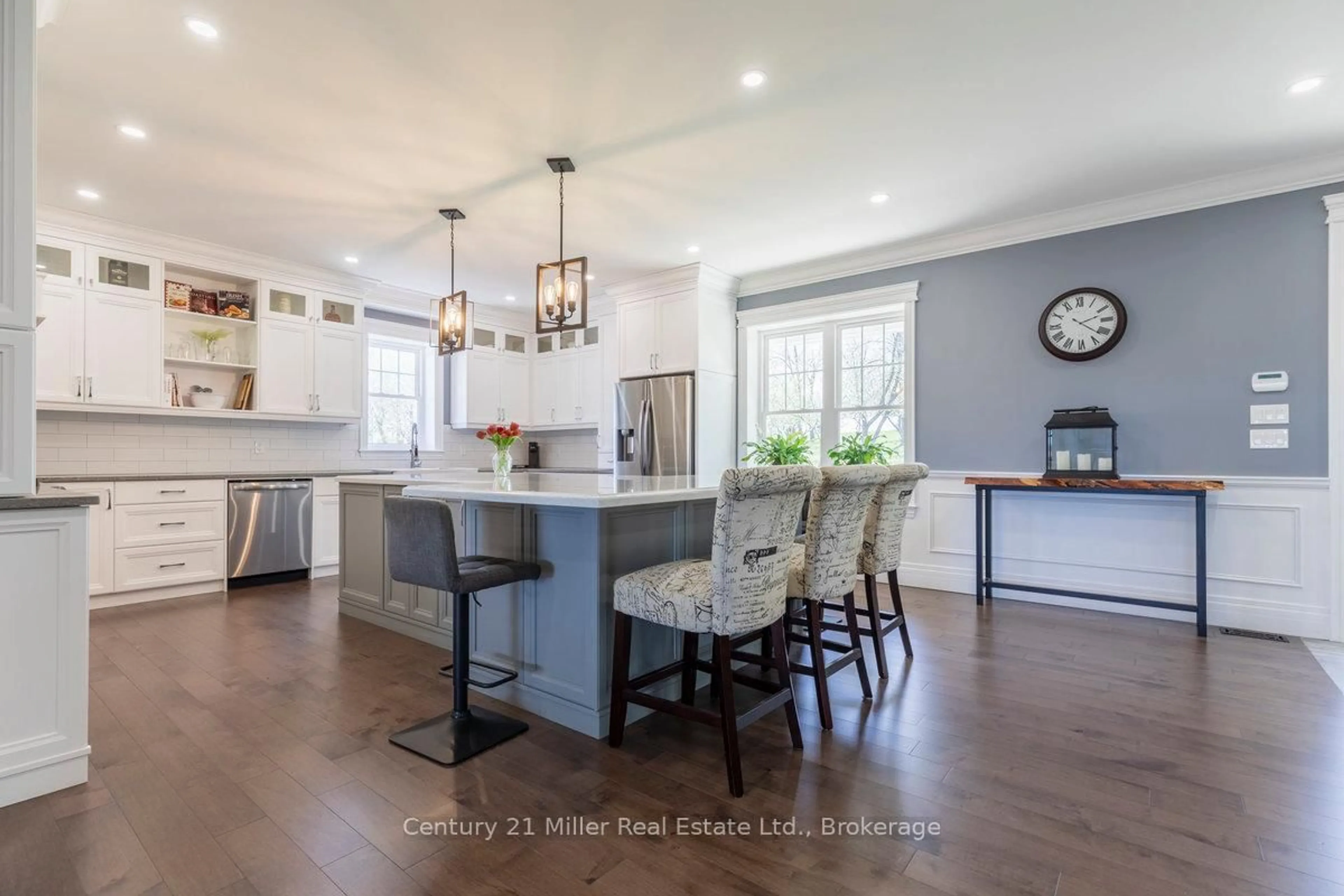 Open concept kitchen, unknown for 5583 3rd Line Rd, Erin Ontario N0B 1Z0