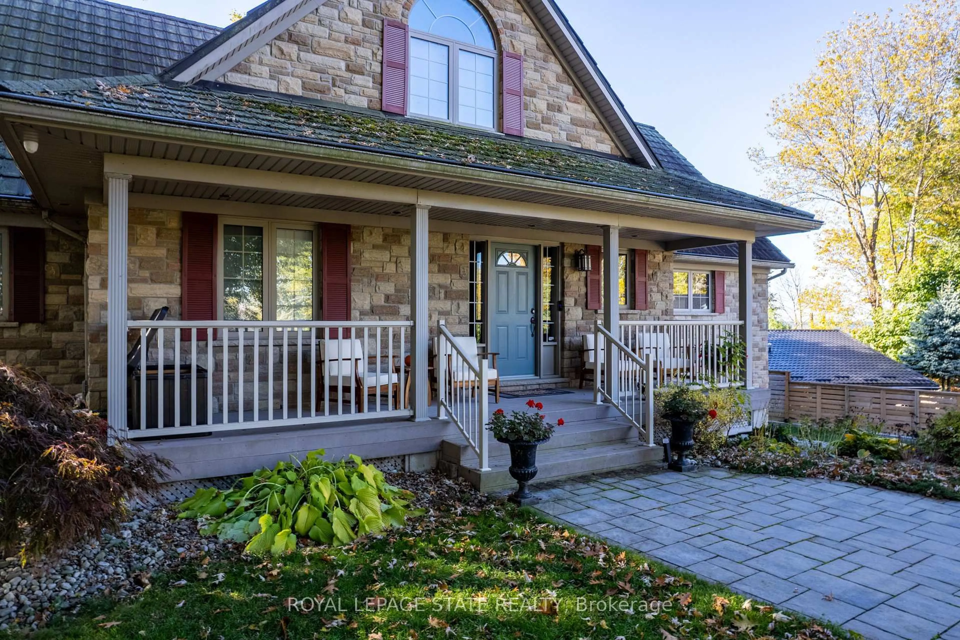 Home with brick exterior material, unknown for 739 Sandy Bay Rd, Haldimand Ontario N1A 2W6