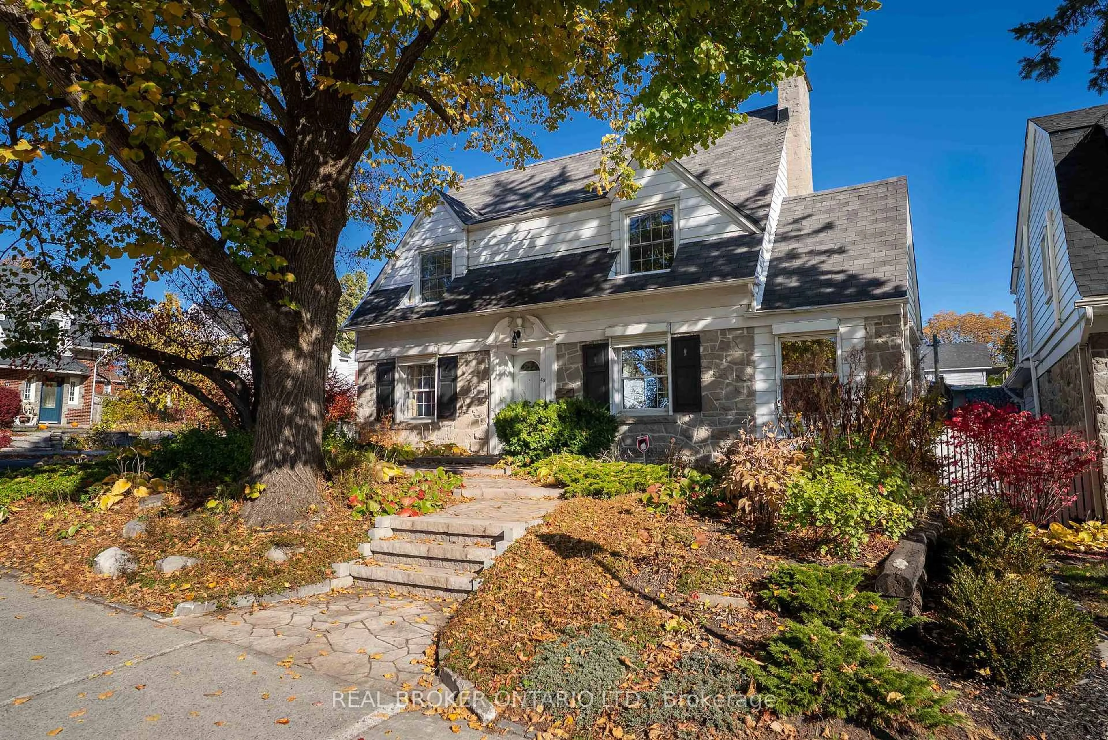 Unknown for 43 Reid Ave, Ottawa Ontario K1Y 1S5