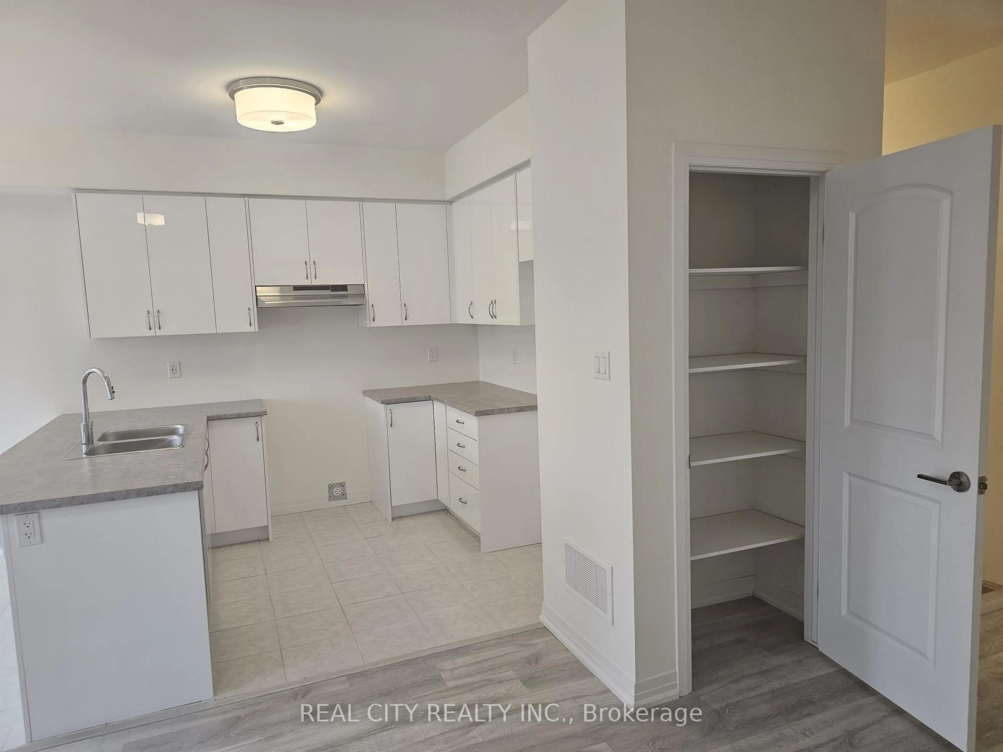 Unknown for 37 George Brier Dr, Brant Ontario N3L 0L1