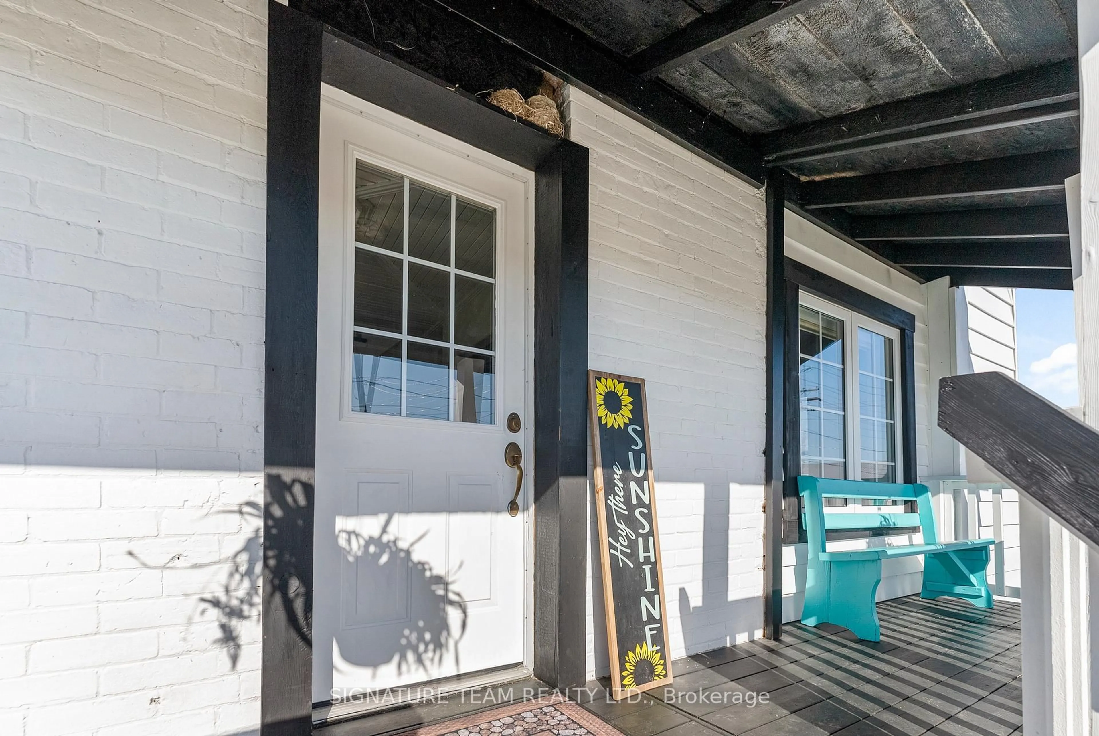 Indoor entryway for 22 Astrolabe Rd, Cobden Ontario K0J 1K0