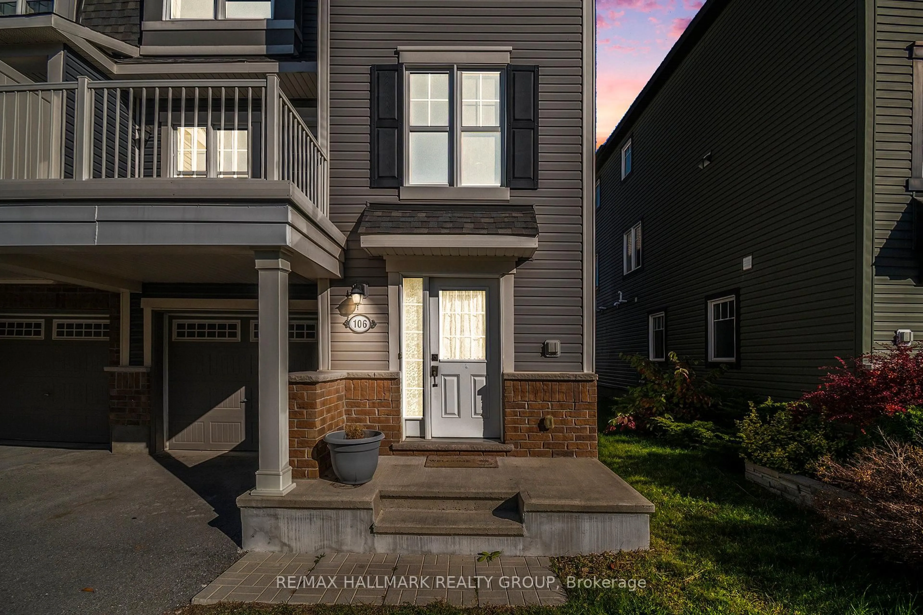 Home with brick exterior material, street for 106 Helenium Lane, Ottawa Ontario K4A 1C7