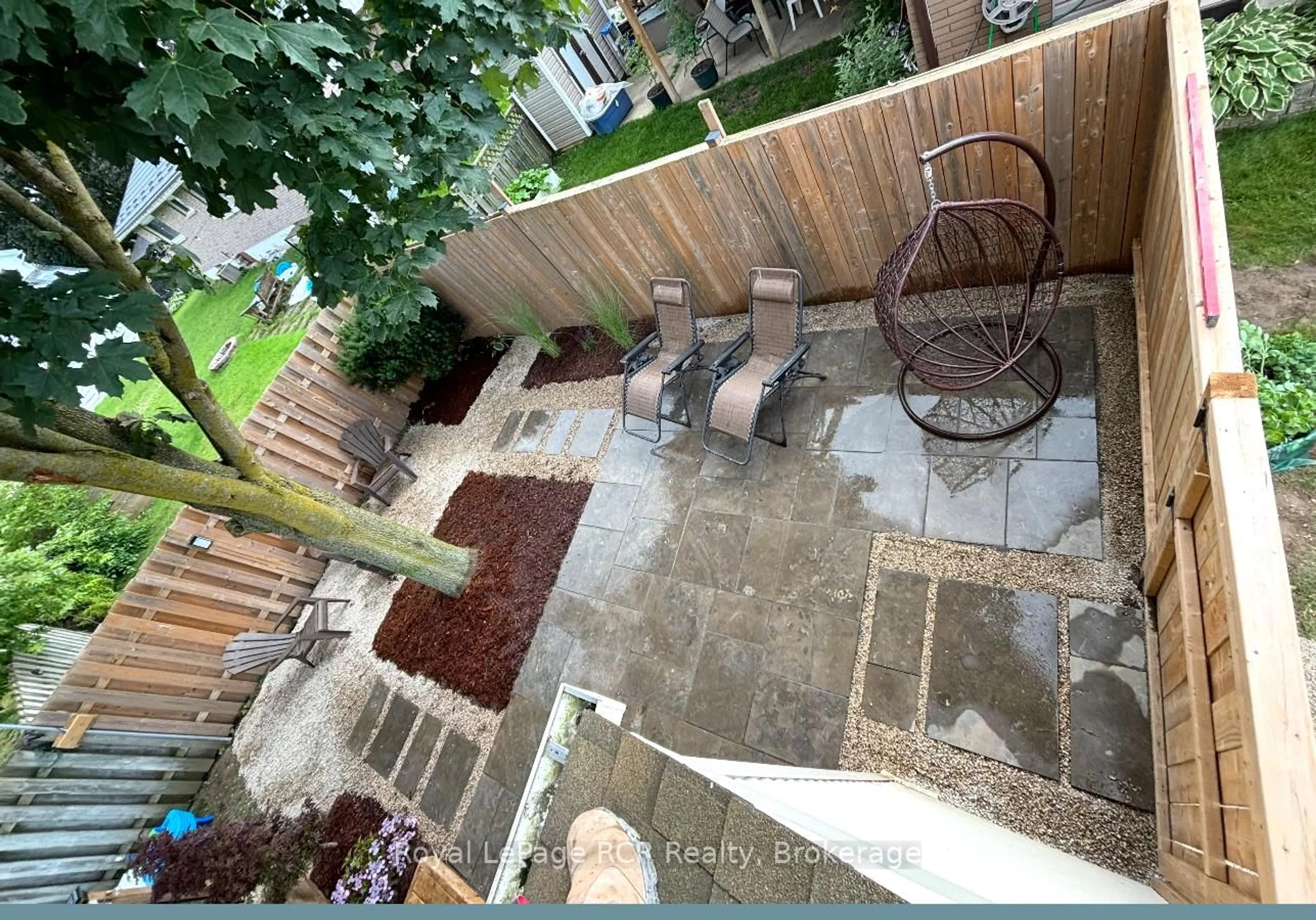 Patio, street for 535 13th St, Hanover Ontario N4N 1Y5