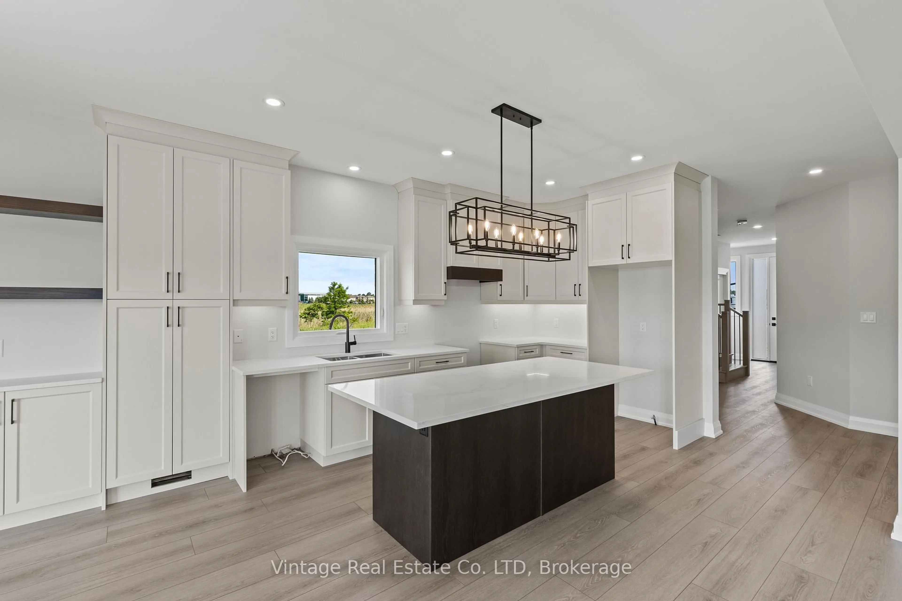 Open concept kitchen, unknown for 7455 Majestic Tr, Niagara Falls Ontario L2H 3V9