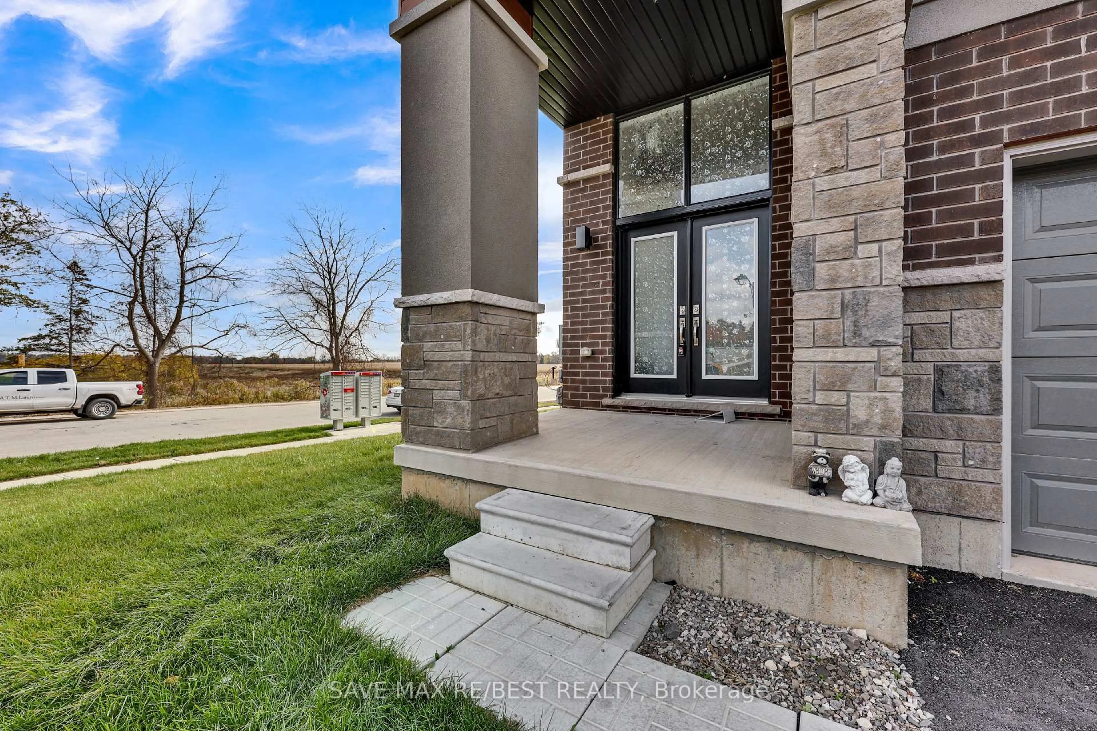 Unknown for 130 Hitchman St, Brant Ontario N3L 0N6