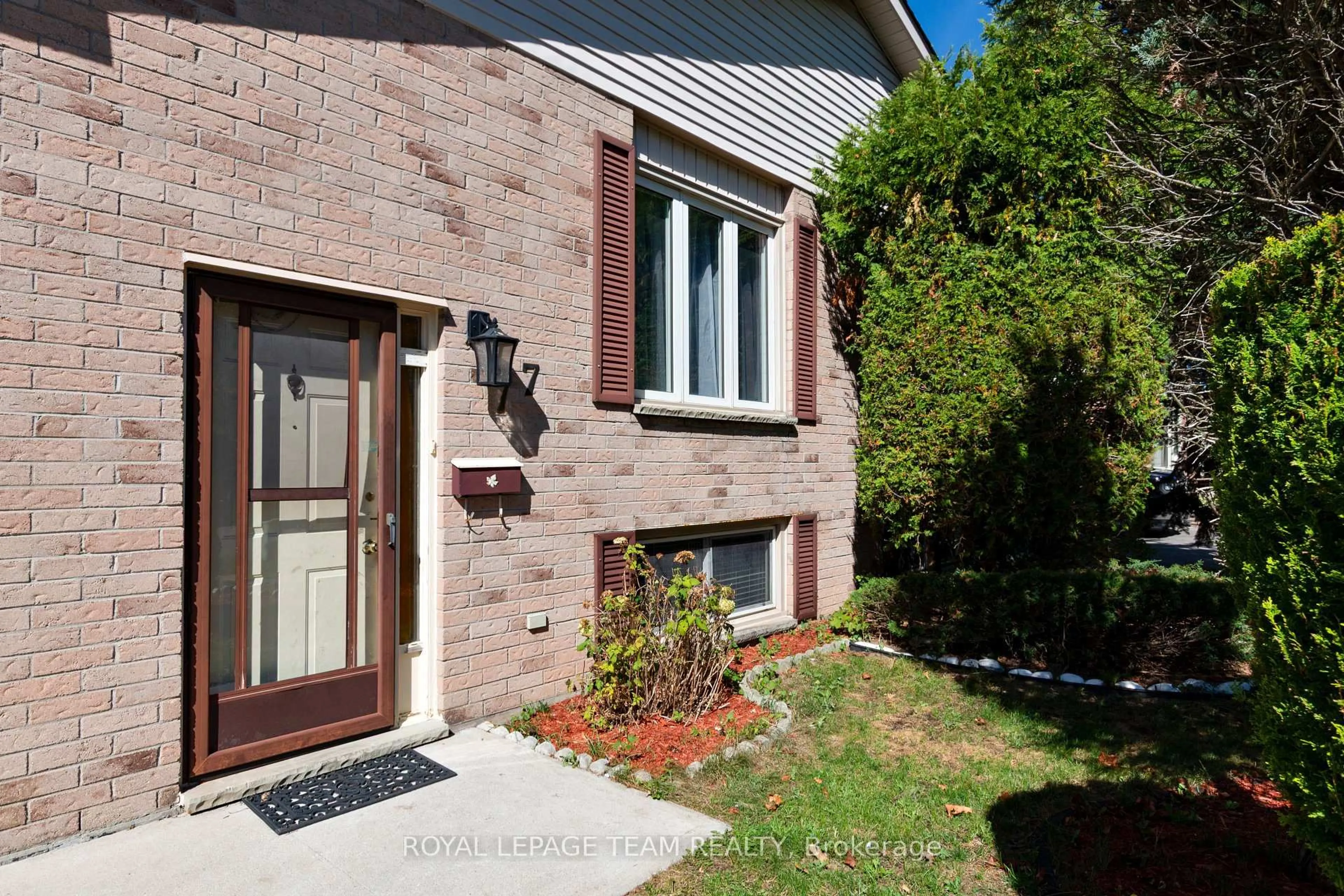 Home with brick exterior material, street for 77 Bonaventure Dr, London East Ontario N5V 4A7