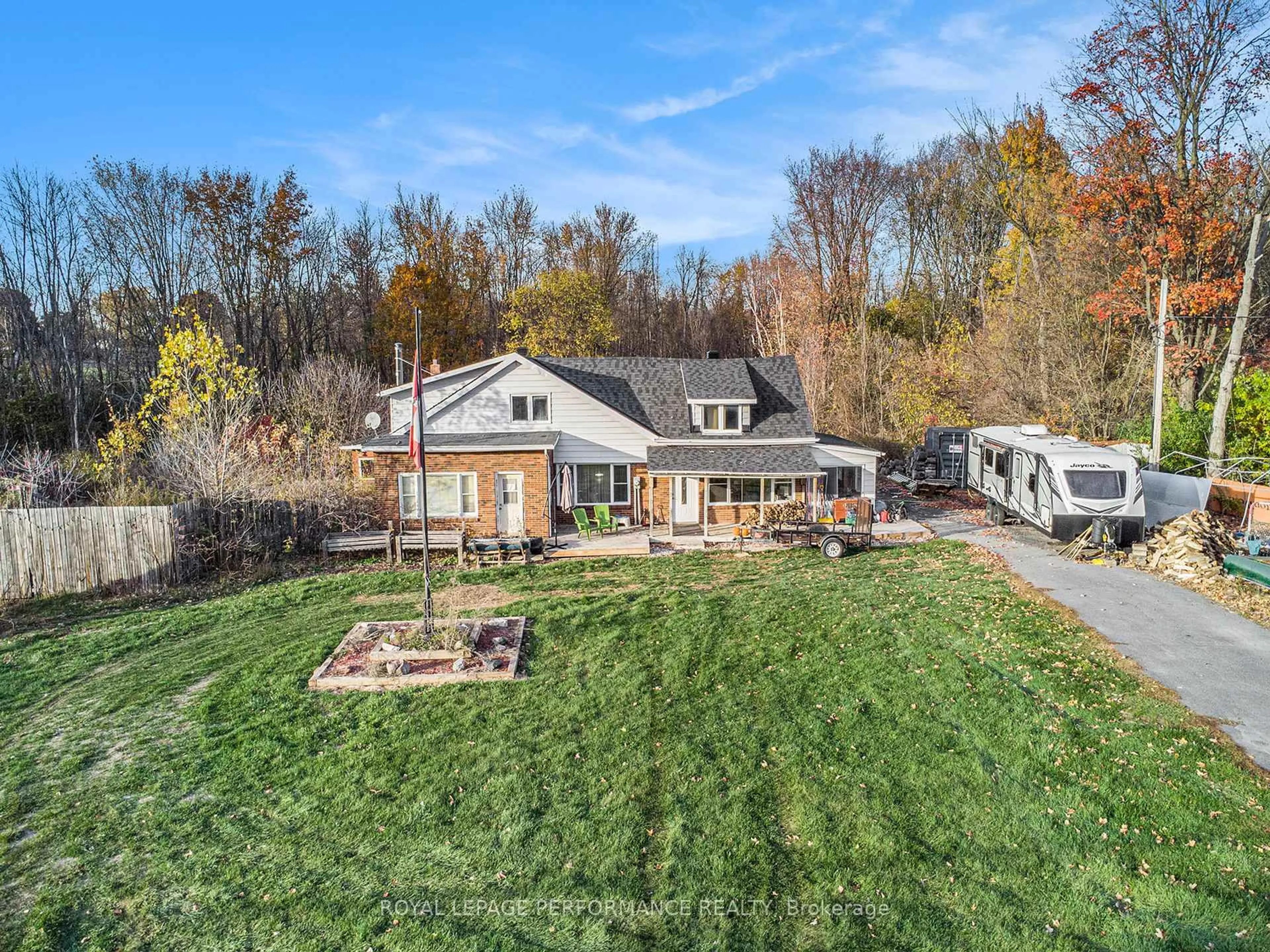 A pic from outside/outdoor area/front of a property/back of a property/a pic from drone, unknown for 16015 COUNTY 2 Rd, South Stormont Ontario K0C 1P0