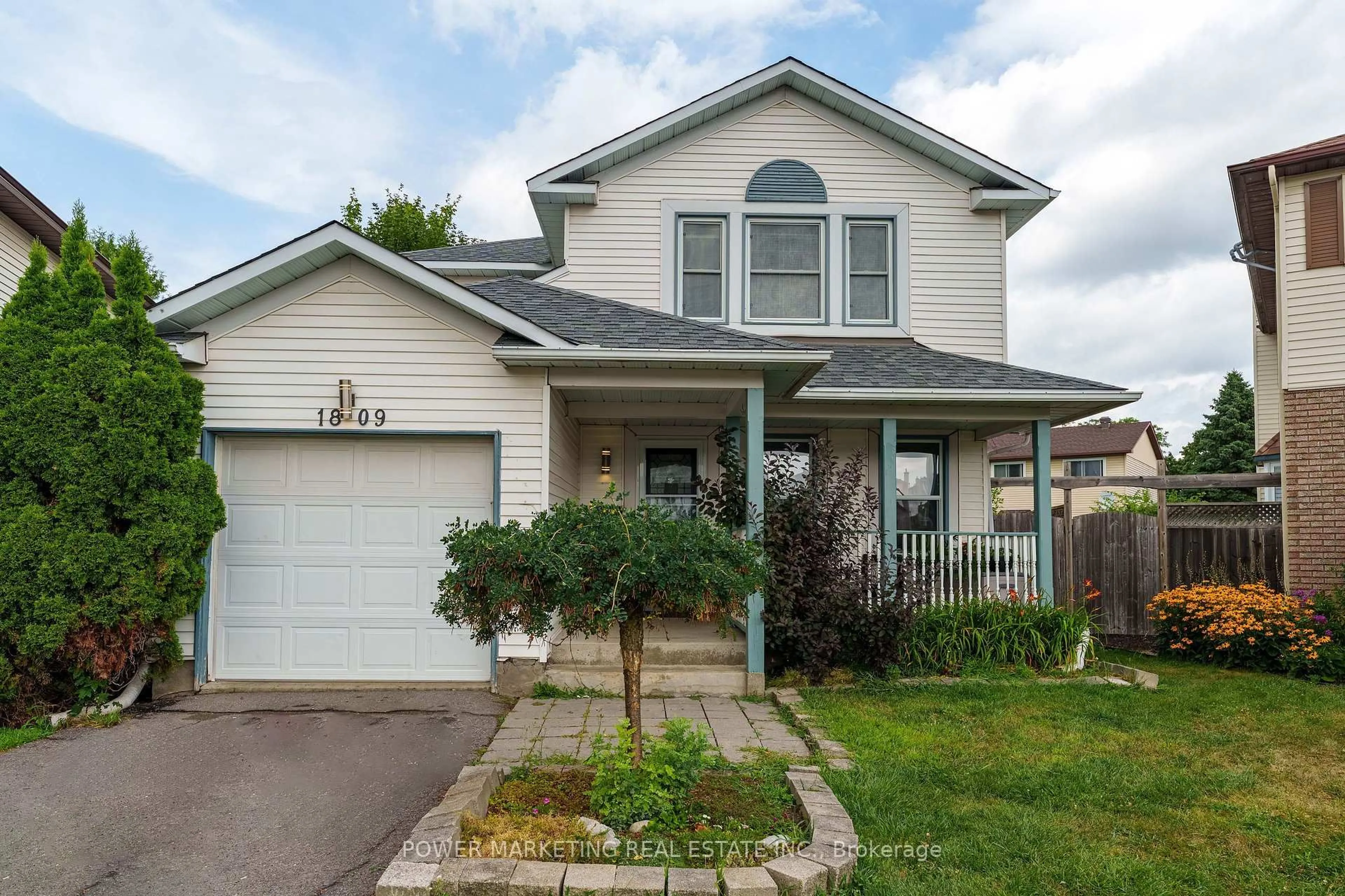 Home with vinyl exterior material, street for 1809 Chopin Pl, Ottawa Ontario K1C 5G1