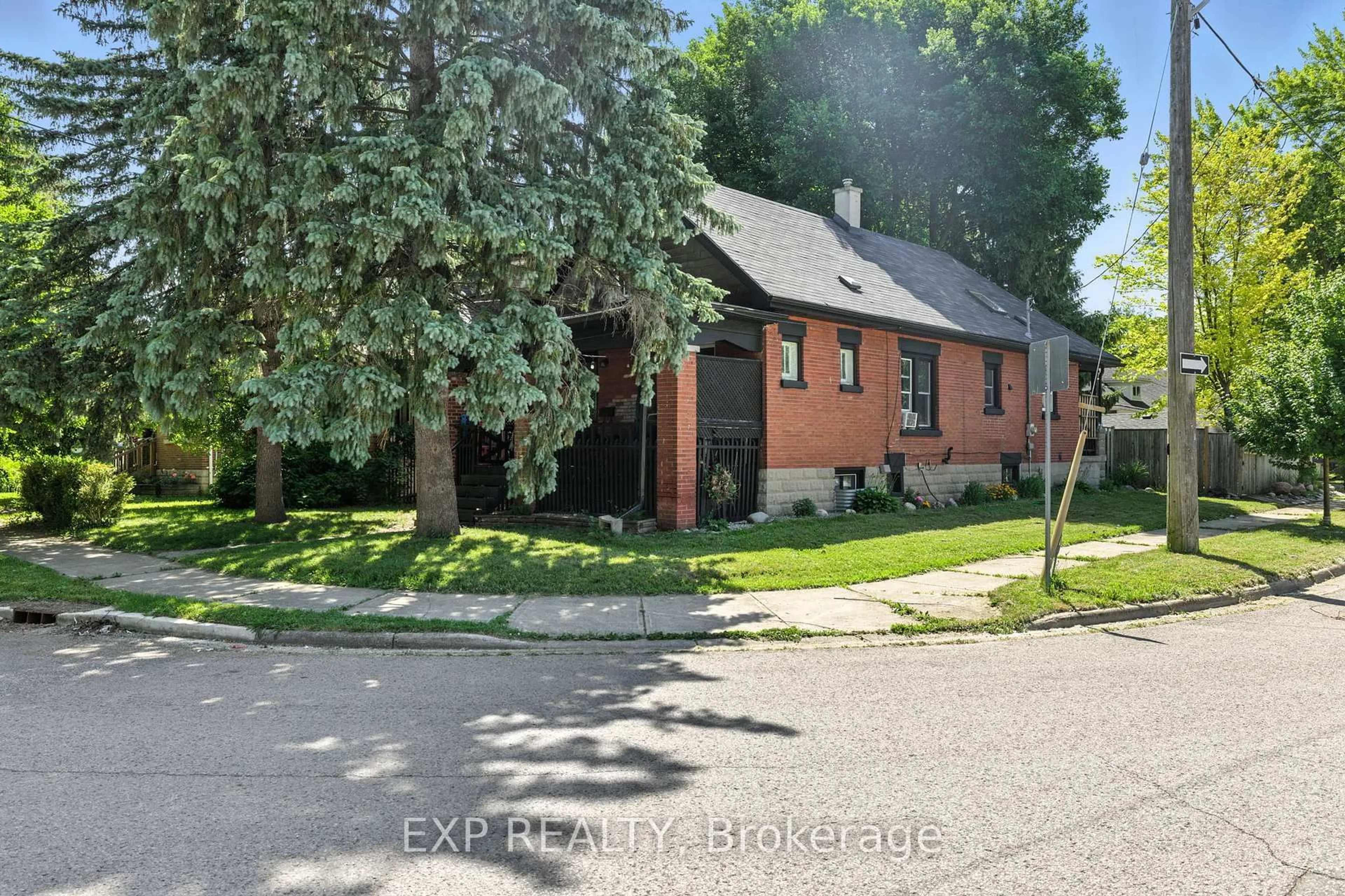 Home with brick exterior material, street for 20 Barrington Ave, London North Ontario N6H 1J9