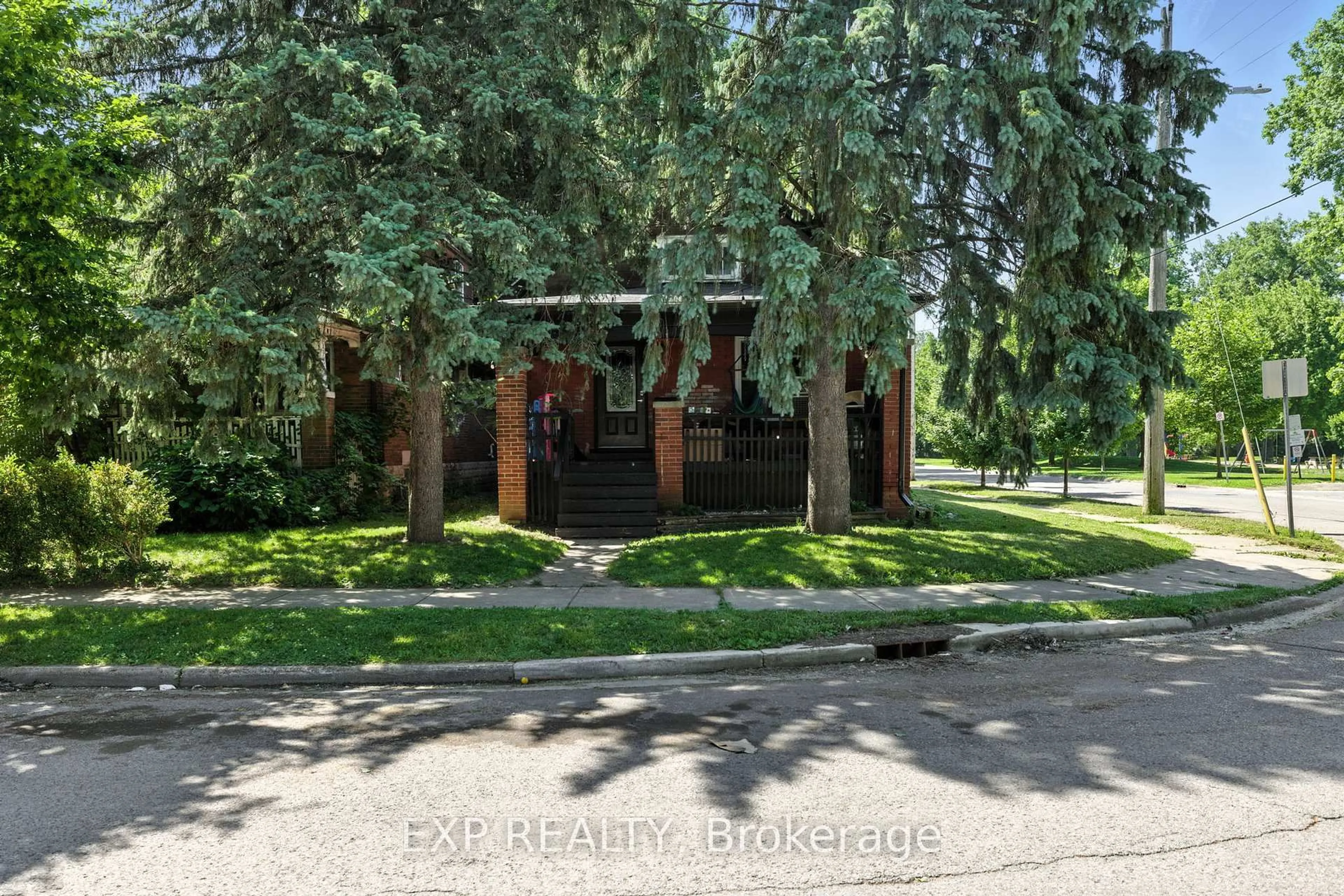 Unknown for 20 Barrington Ave, London North Ontario N6H 1J9