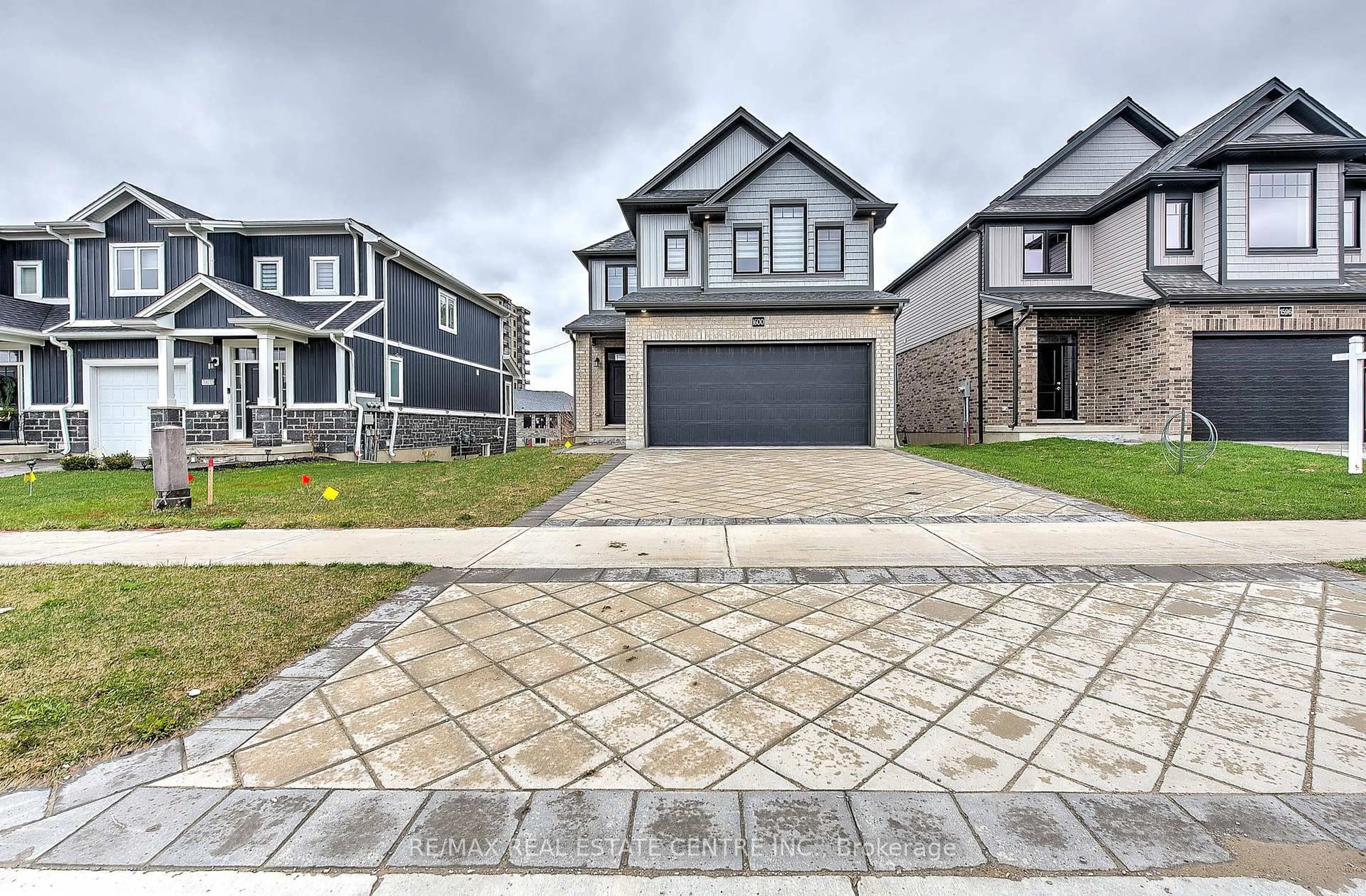Home with brick exterior material, street for 1600 Noah Bend, London North Ontario N6G 0T2