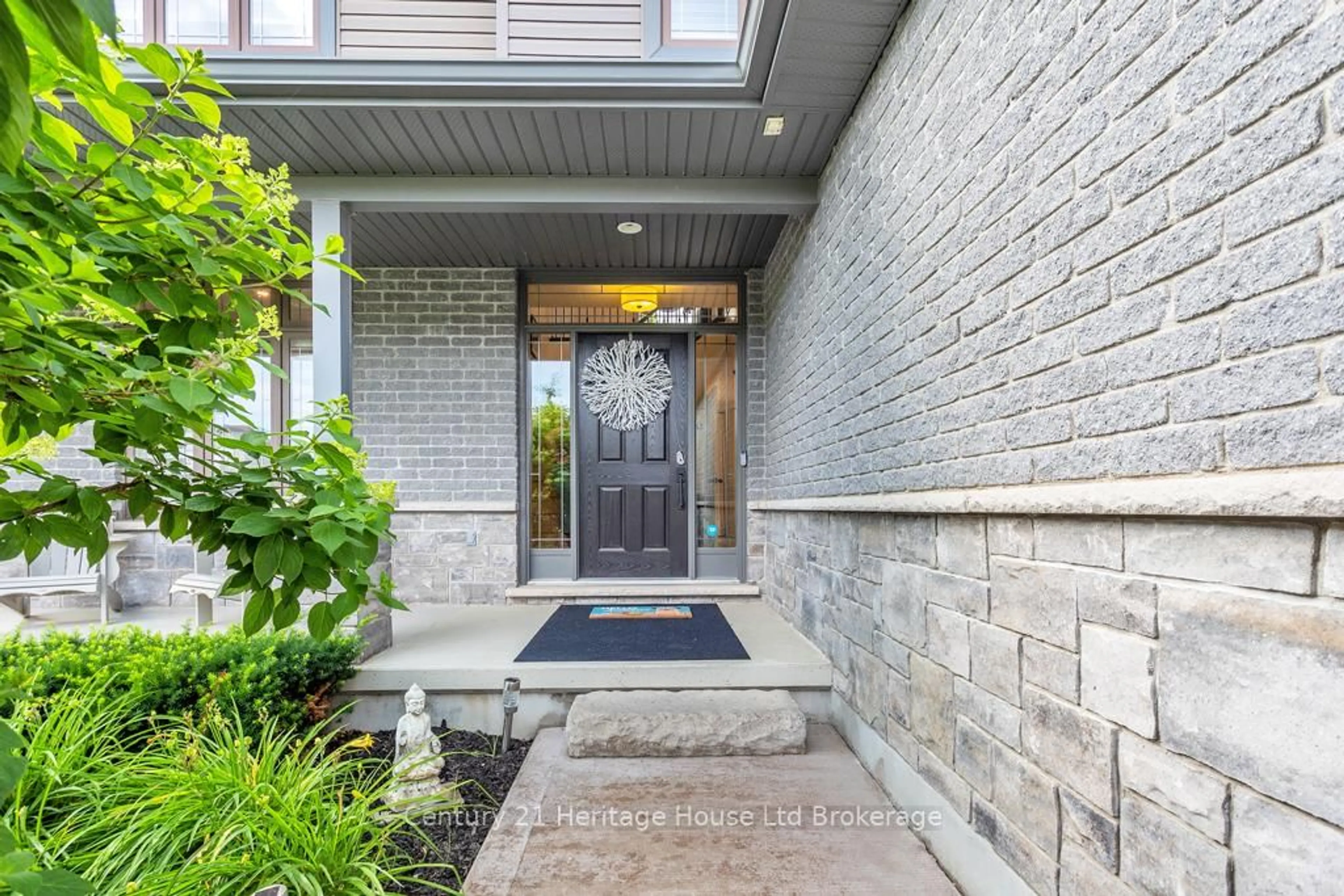 Indoor entryway for 12 Oliver Cres, Zorra Ontario N0M 2M0