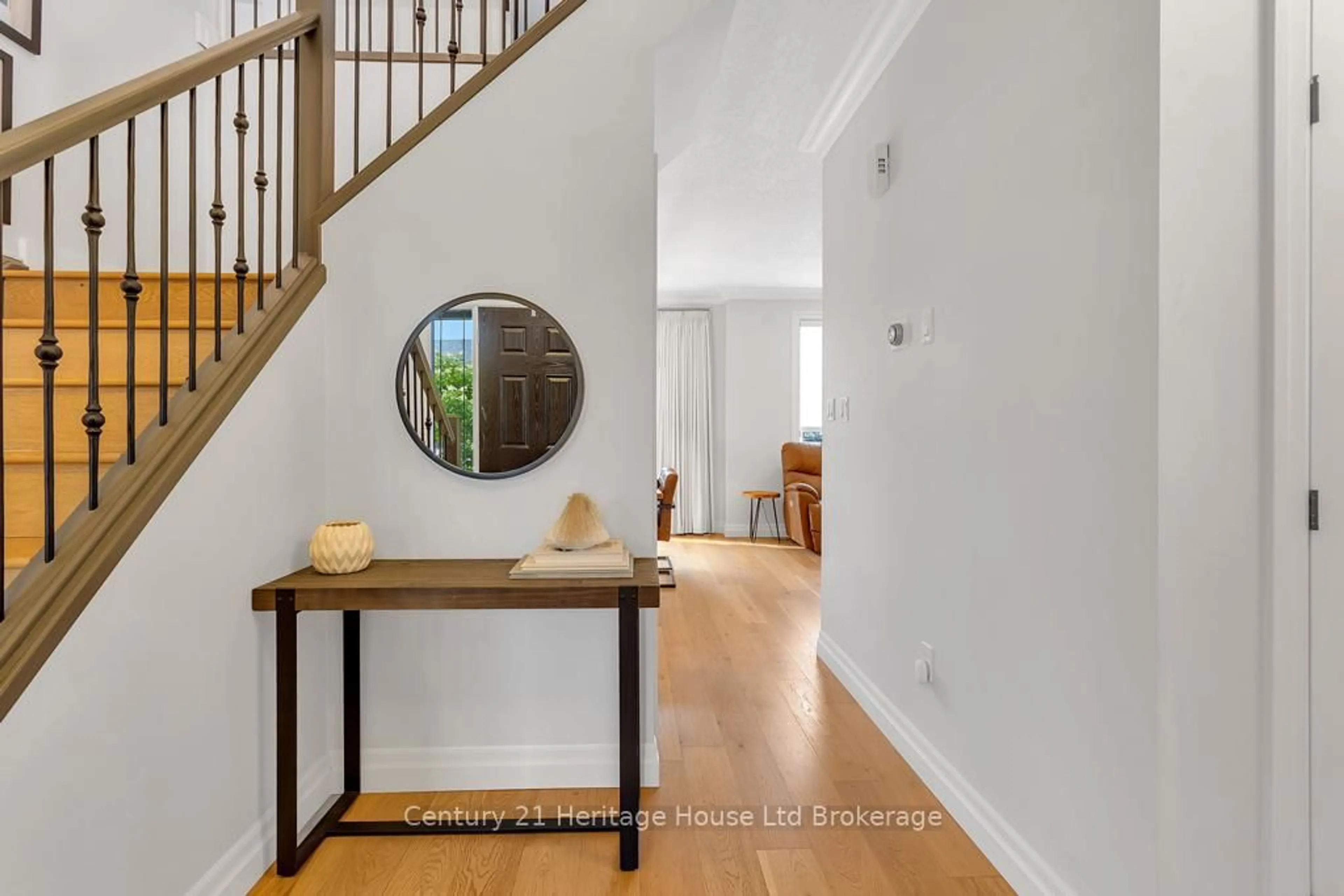 Indoor entryway for 12 Oliver Cres, Zorra Ontario N0M 2M0