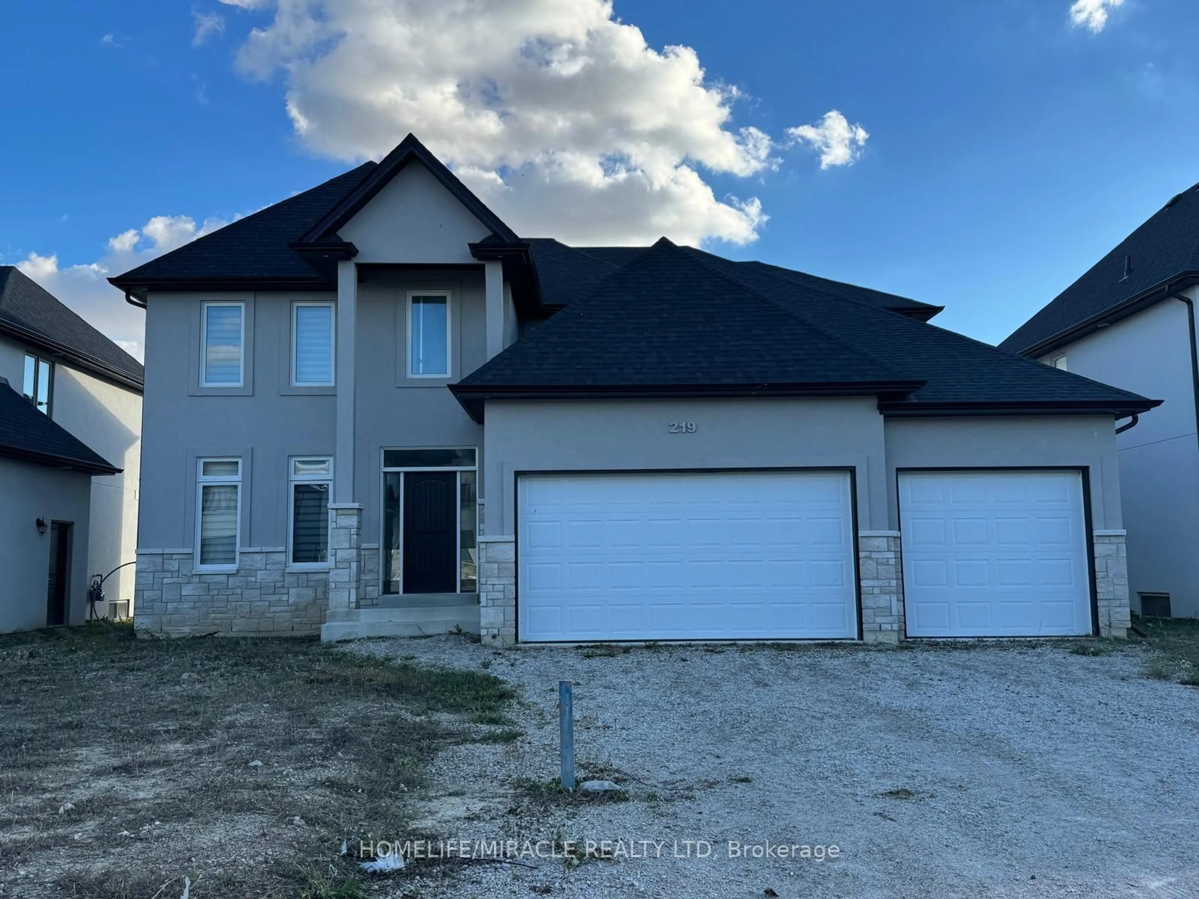 Unknown for 219 Cowan Crt, Amherstburg Ontario N9V 0G9