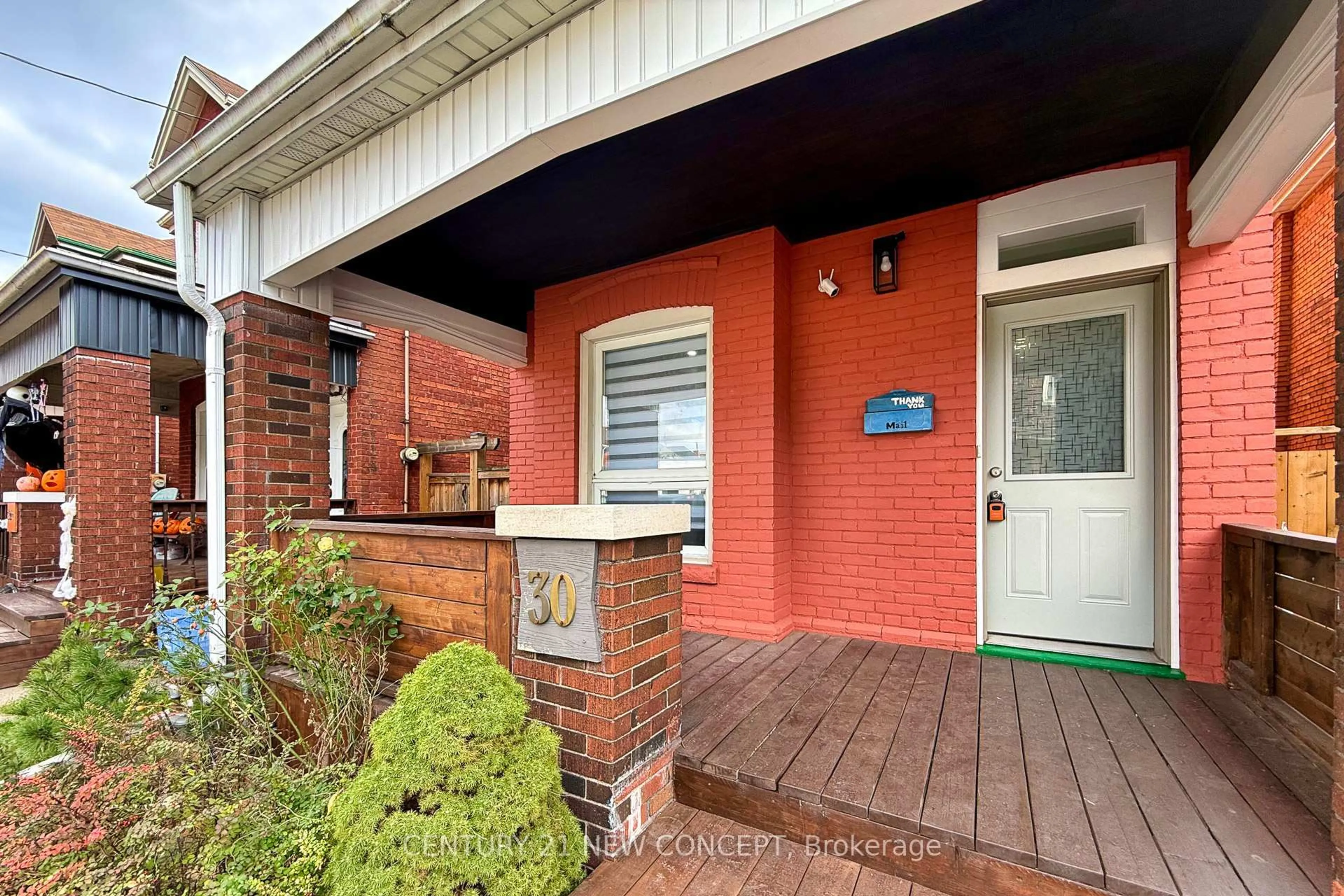 Unknown for 30 Ruth St, Hamilton Ontario L8L 6R1