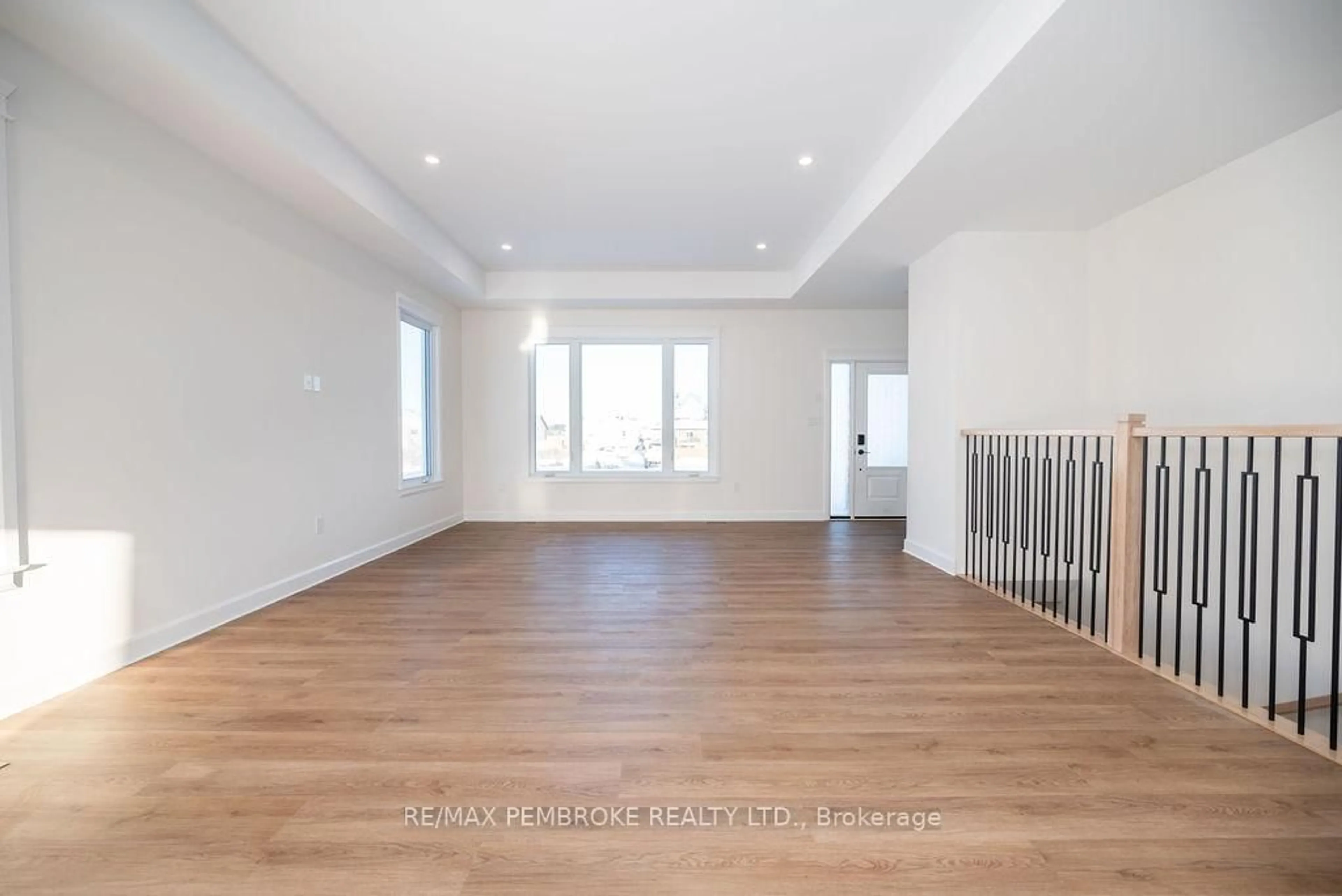 A pic of a room for 18 Durant St, Petawawa Ontario K8H 0G2