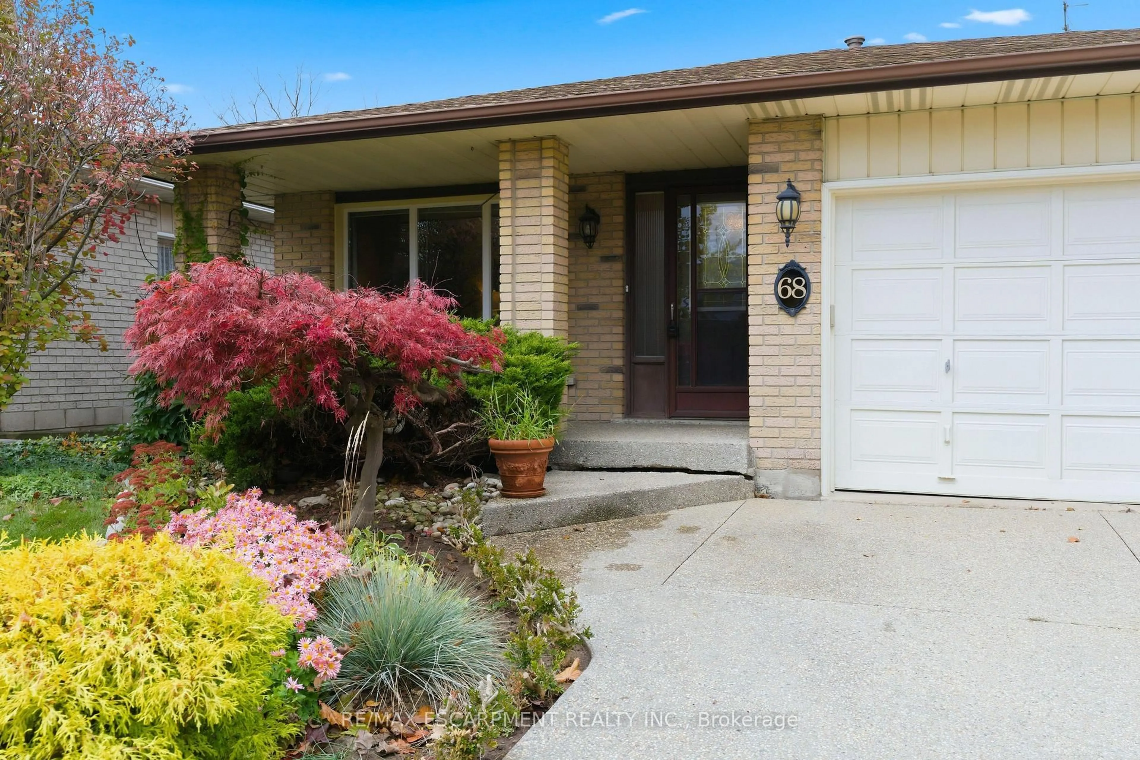 Unknown for 68 Firenze St, Hamilton Ontario L9C 6V7