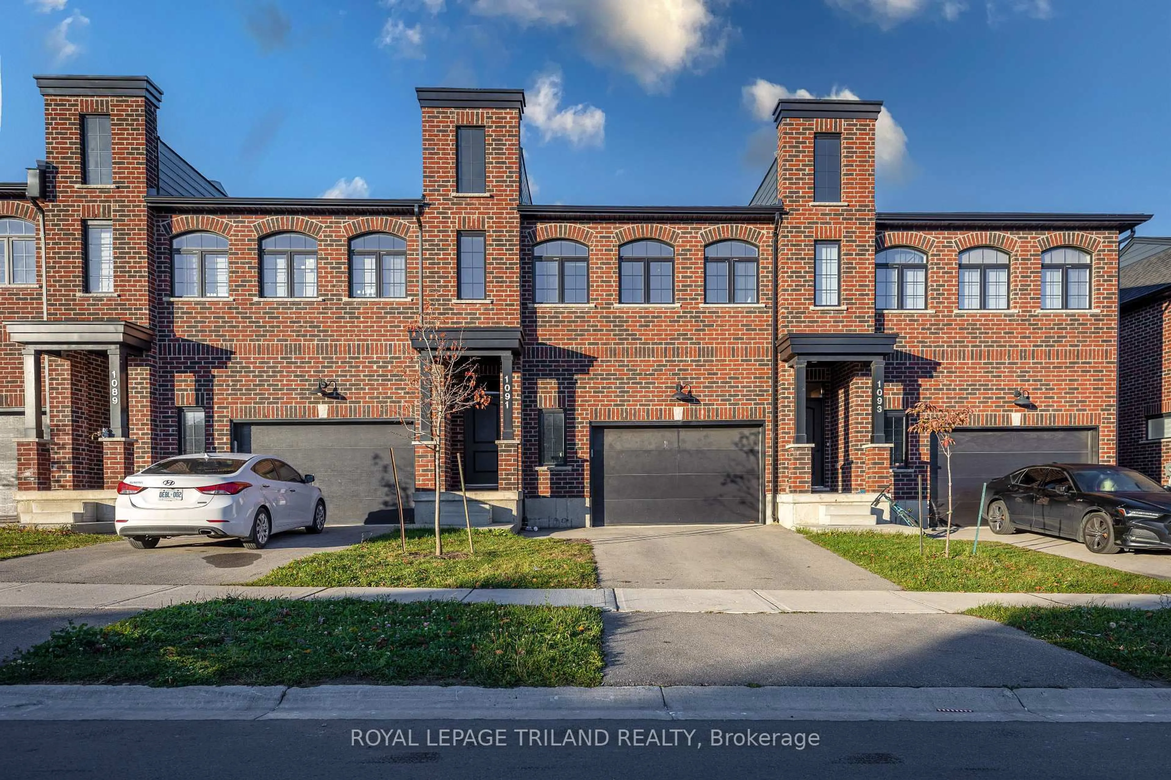 Home with brick exterior material, street for 1091 Upperpoint Ave, London South Ontario N6K 0L1