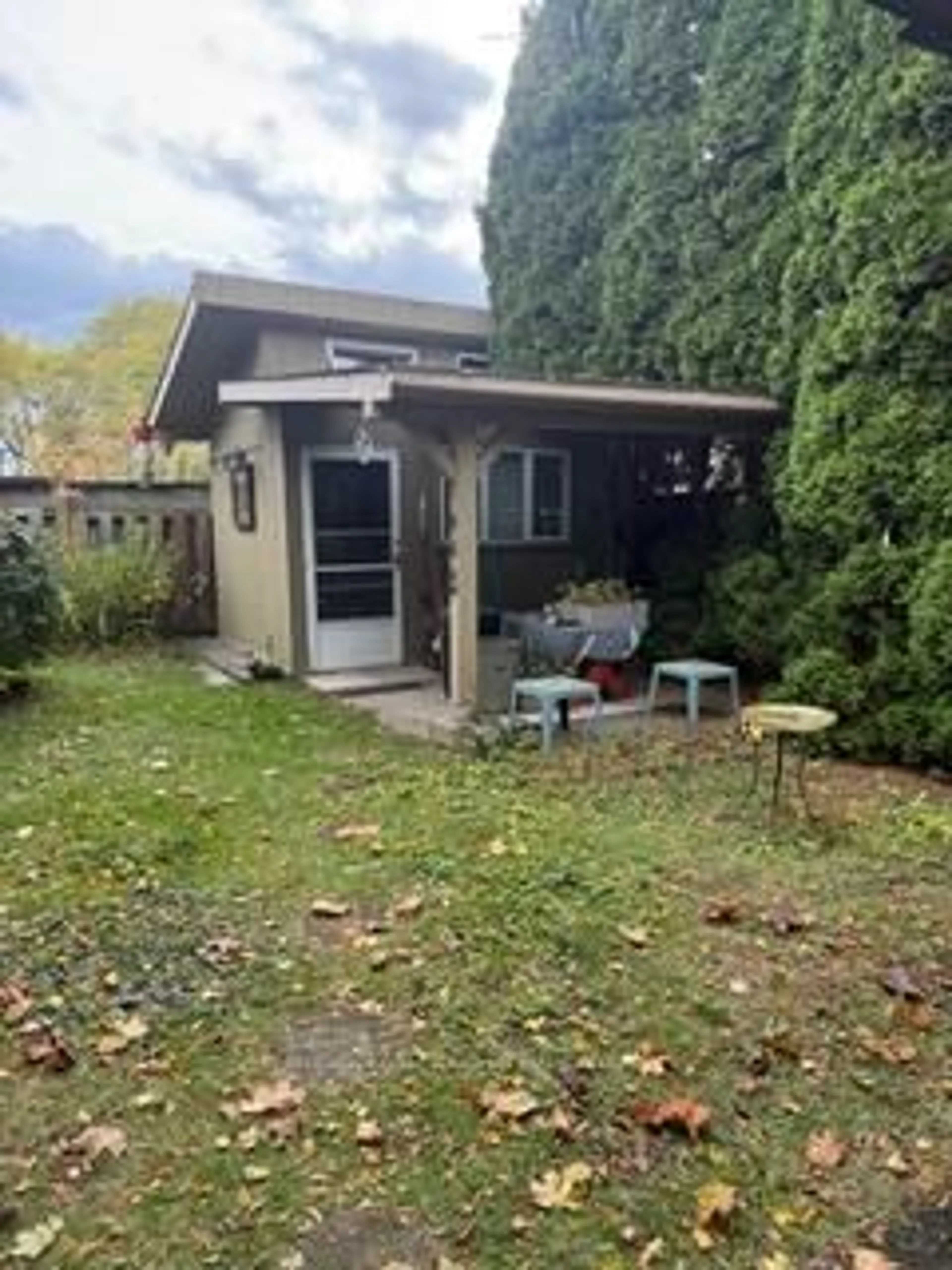 Shed for 7 Brookbanks Dr, St. Catharines Ontario L2N 3W5