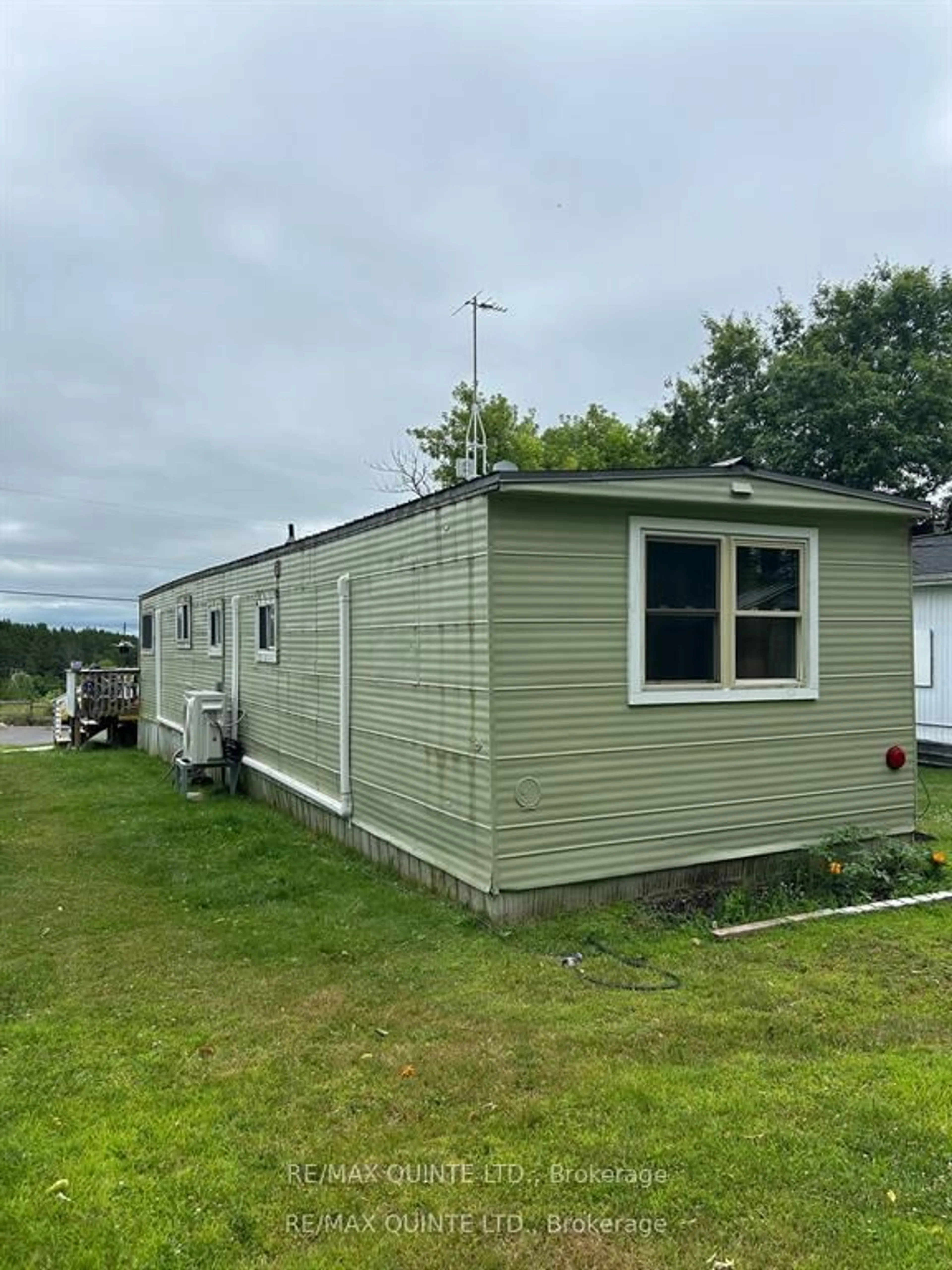 Shed for 223B Clare St, Thomasburg Ontario K0K 3H0