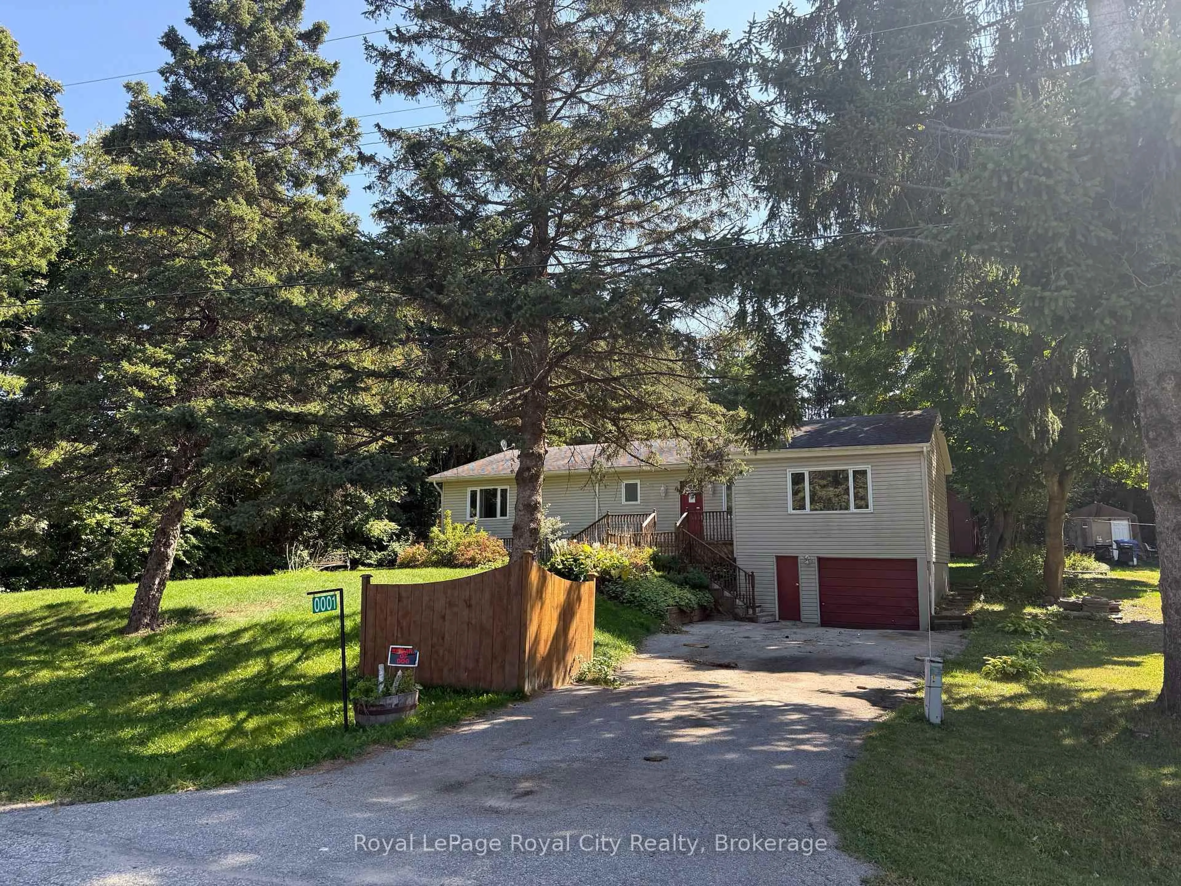 A pic from outside/outdoor area/front of a property/back of a property/a pic from drone, street for 1 Kenneth Ave, Erin Ontario N0B 1T0