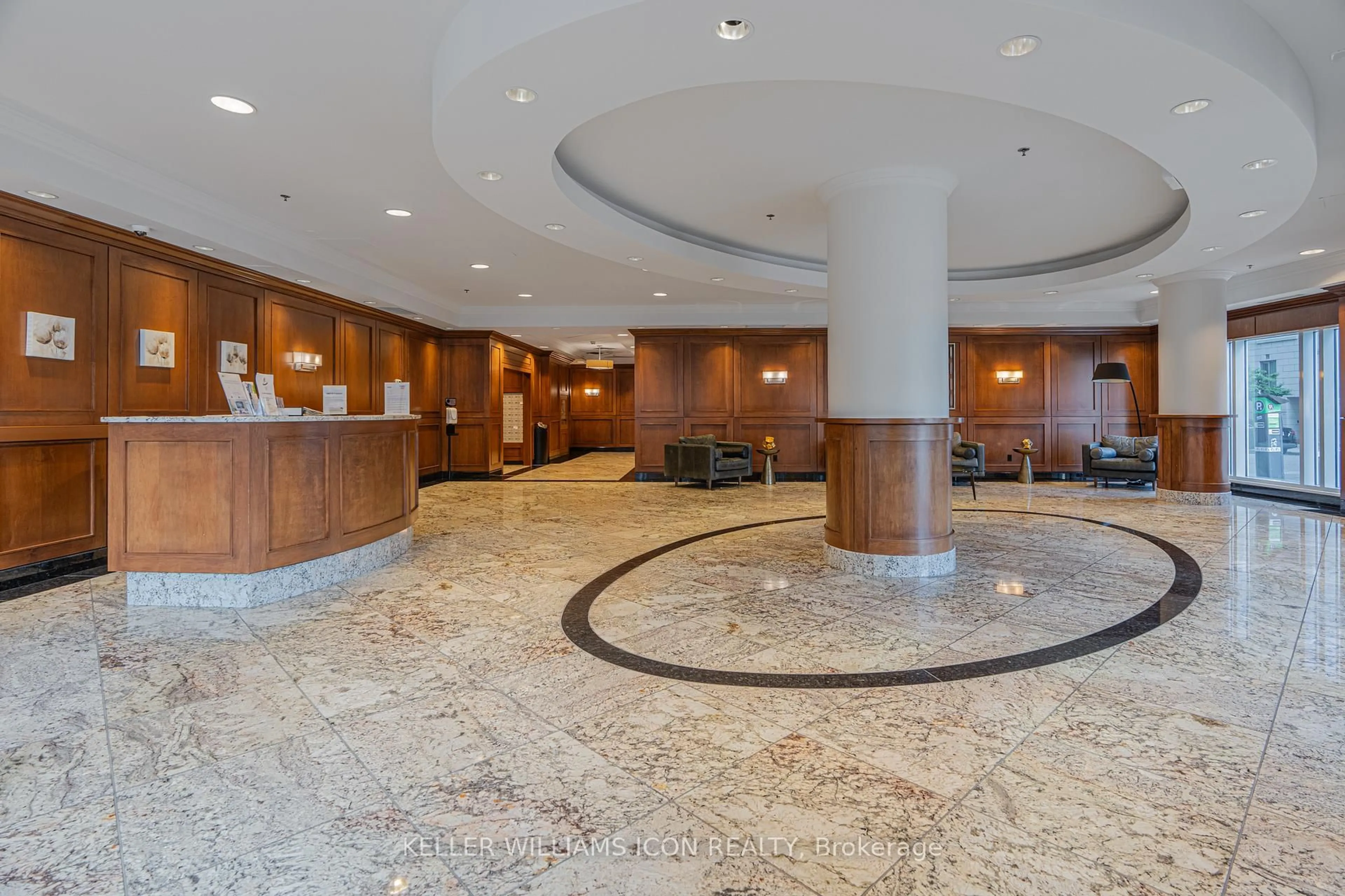 Lobby for 195 Besserer St #2209, Ottawa Ontario K1N 0B6