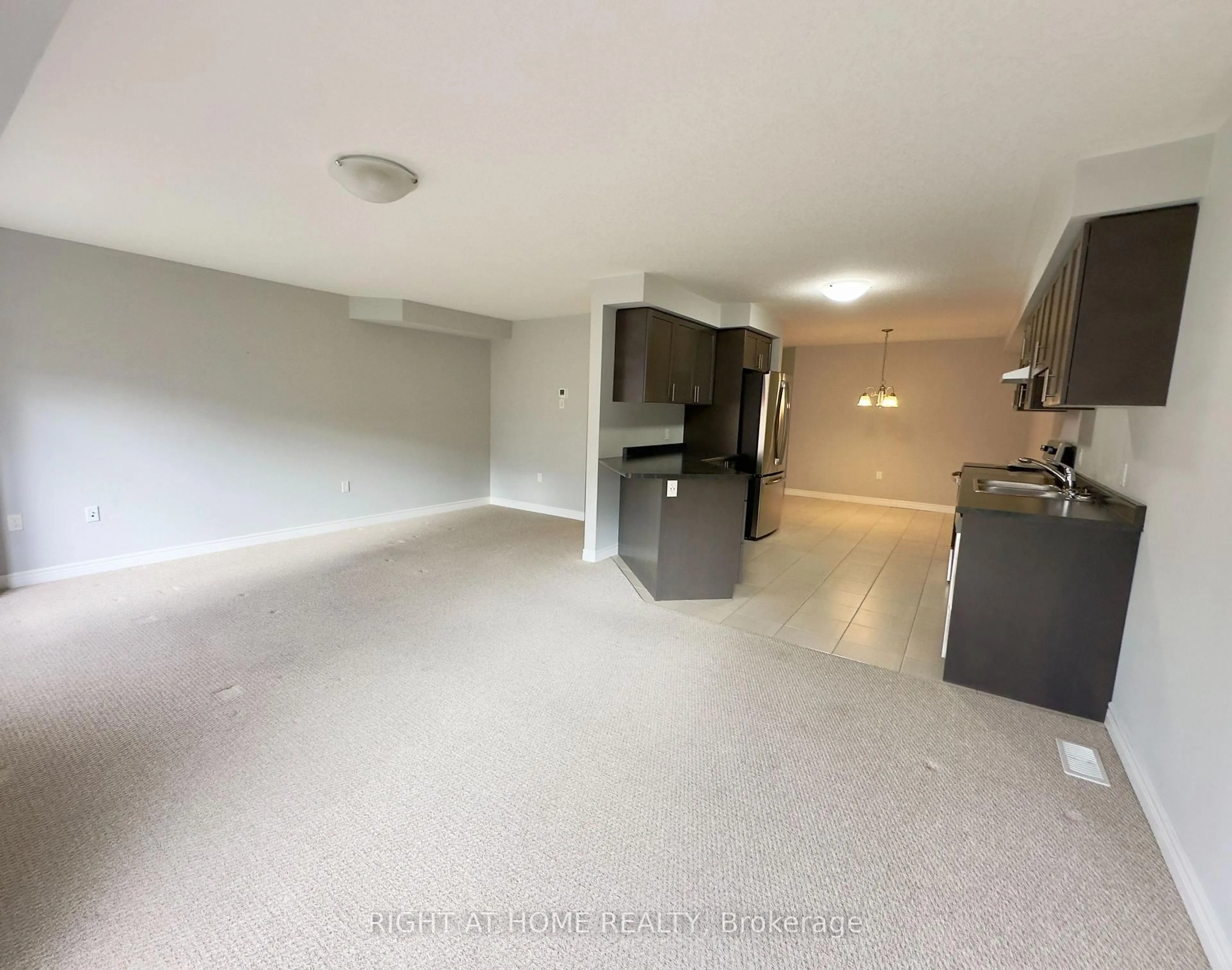 A pic of a room for 194 Dalgleish Tr, Hamilton Ontario L0R 1P0