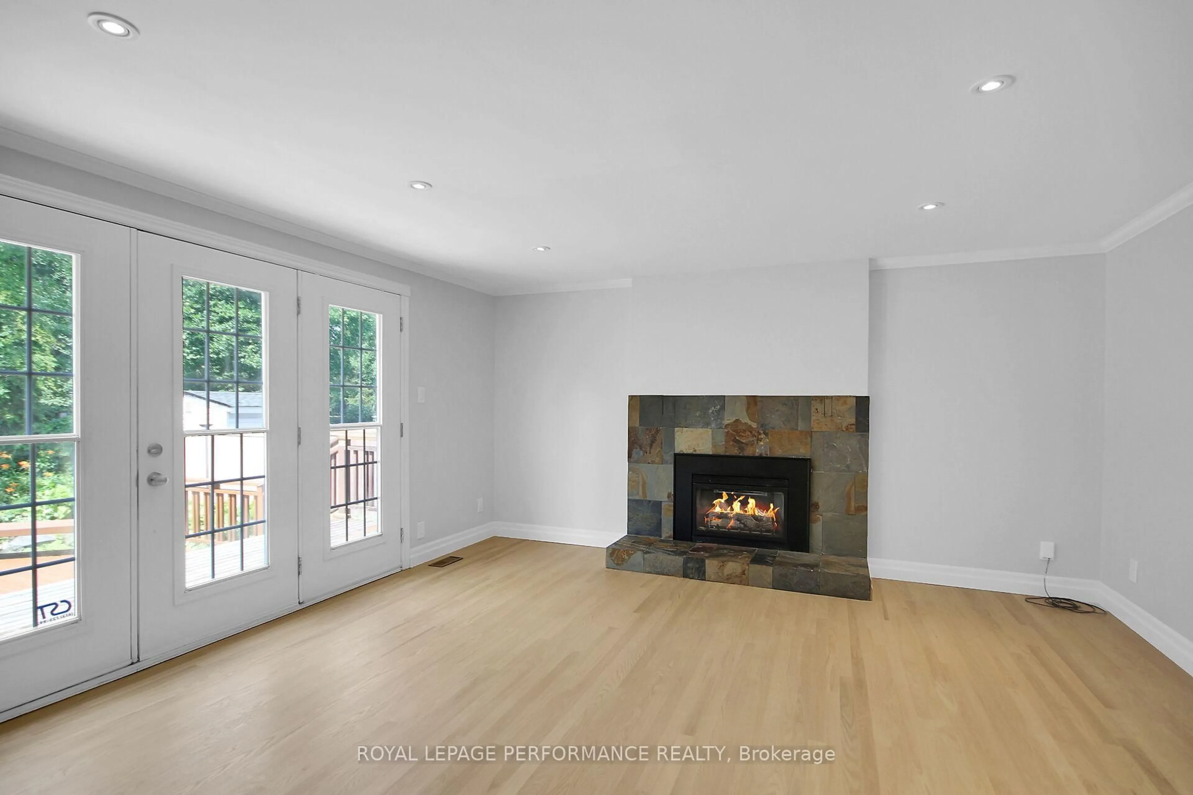 Unknown for 82 Queensline Dr, Ottawa Ontario K2H 7J5