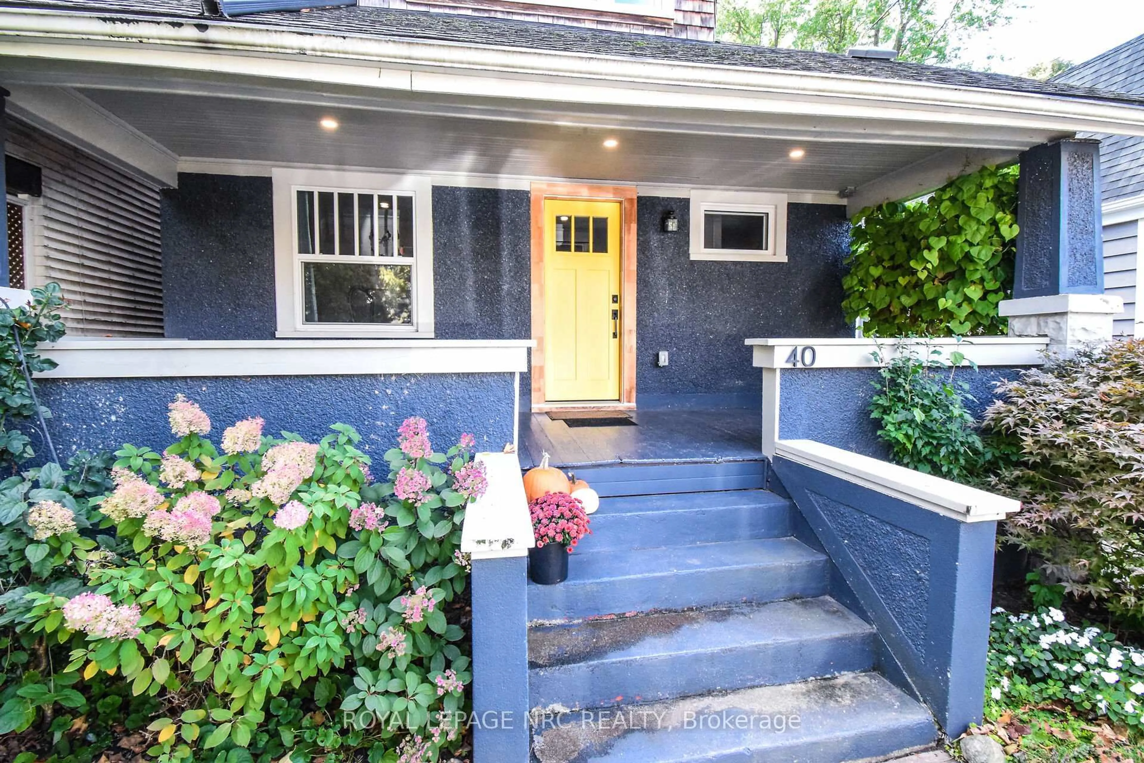 Unknown for 40 Louisa St, St. Catharines Ontario L2R 2J6