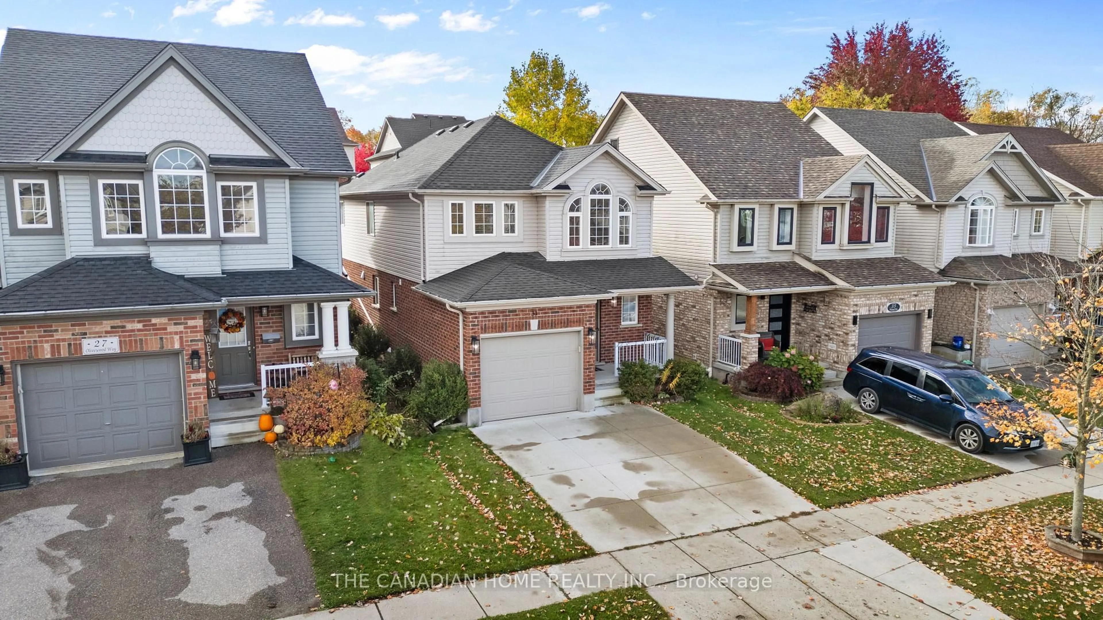 A pic from outside/outdoor area/front of a property/back of a property/a pic from drone, street for 31 Olivewood Way, Cambridge Ontario N3C 4N9