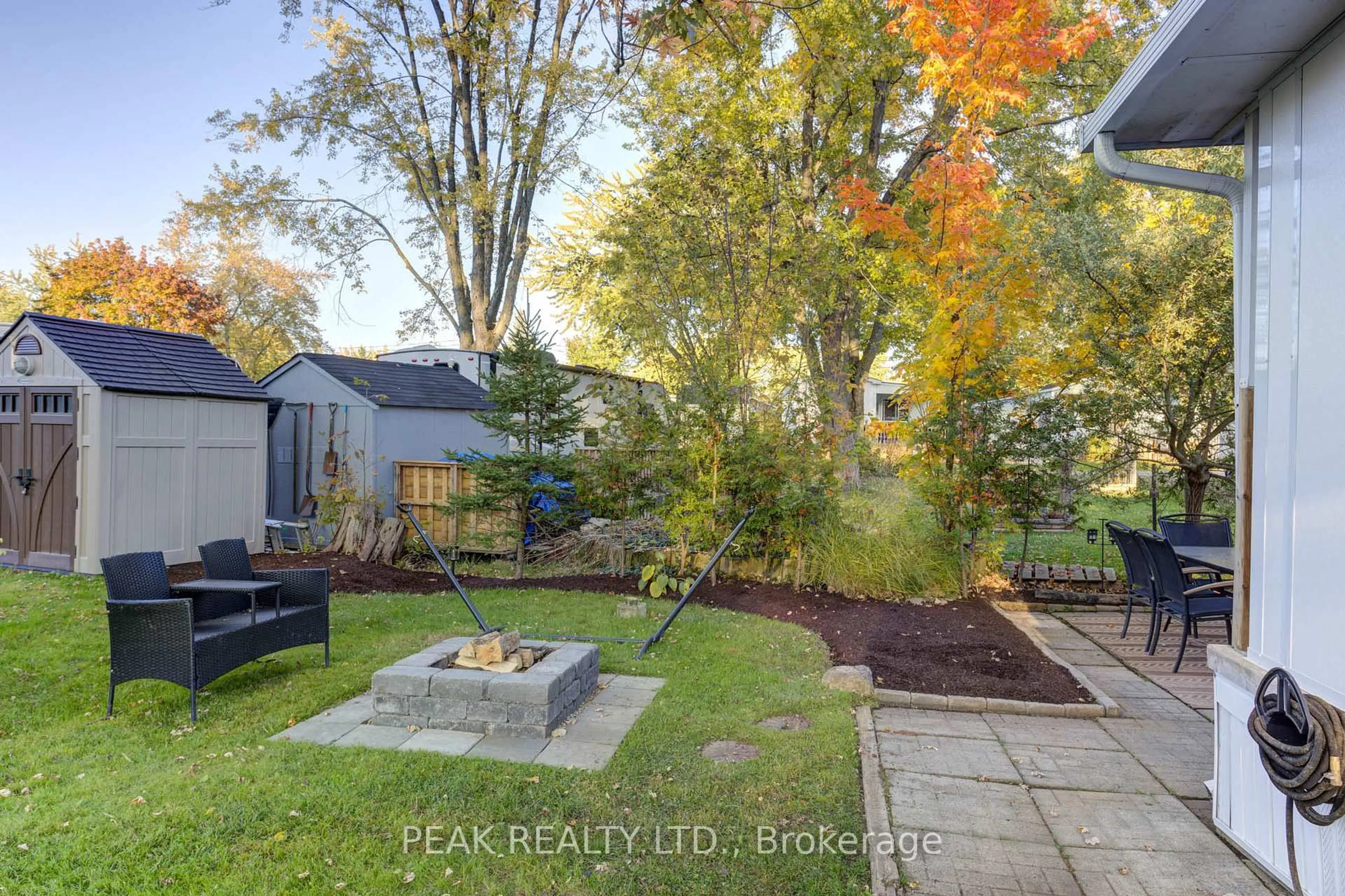 Patio, street for 580 Beaver Creek Rd #153, Waterloo Ontario N2J 3Z4