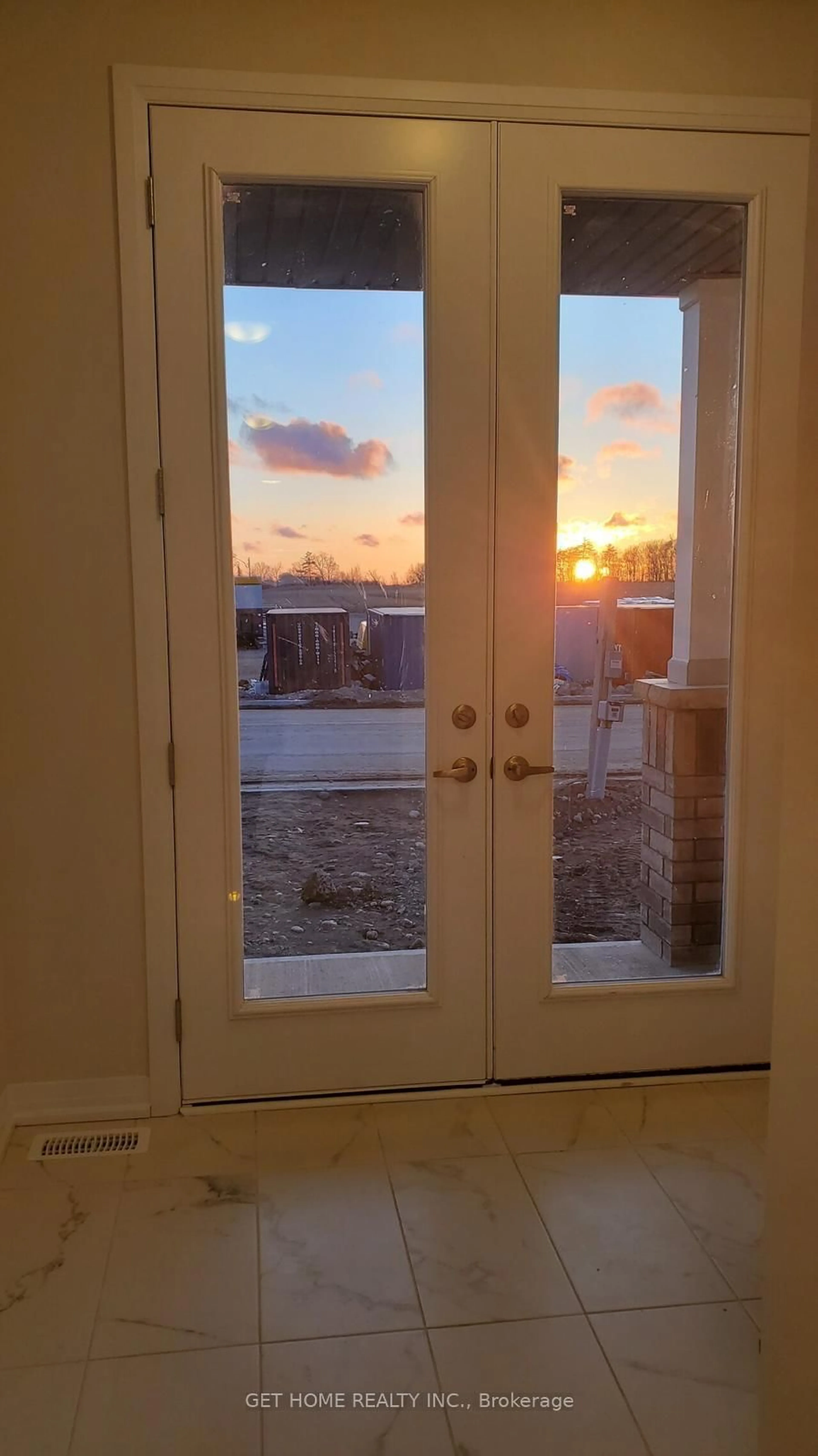 A pic of a room for 278 Newman Dr, Cambridge Ontario N1S 0E1