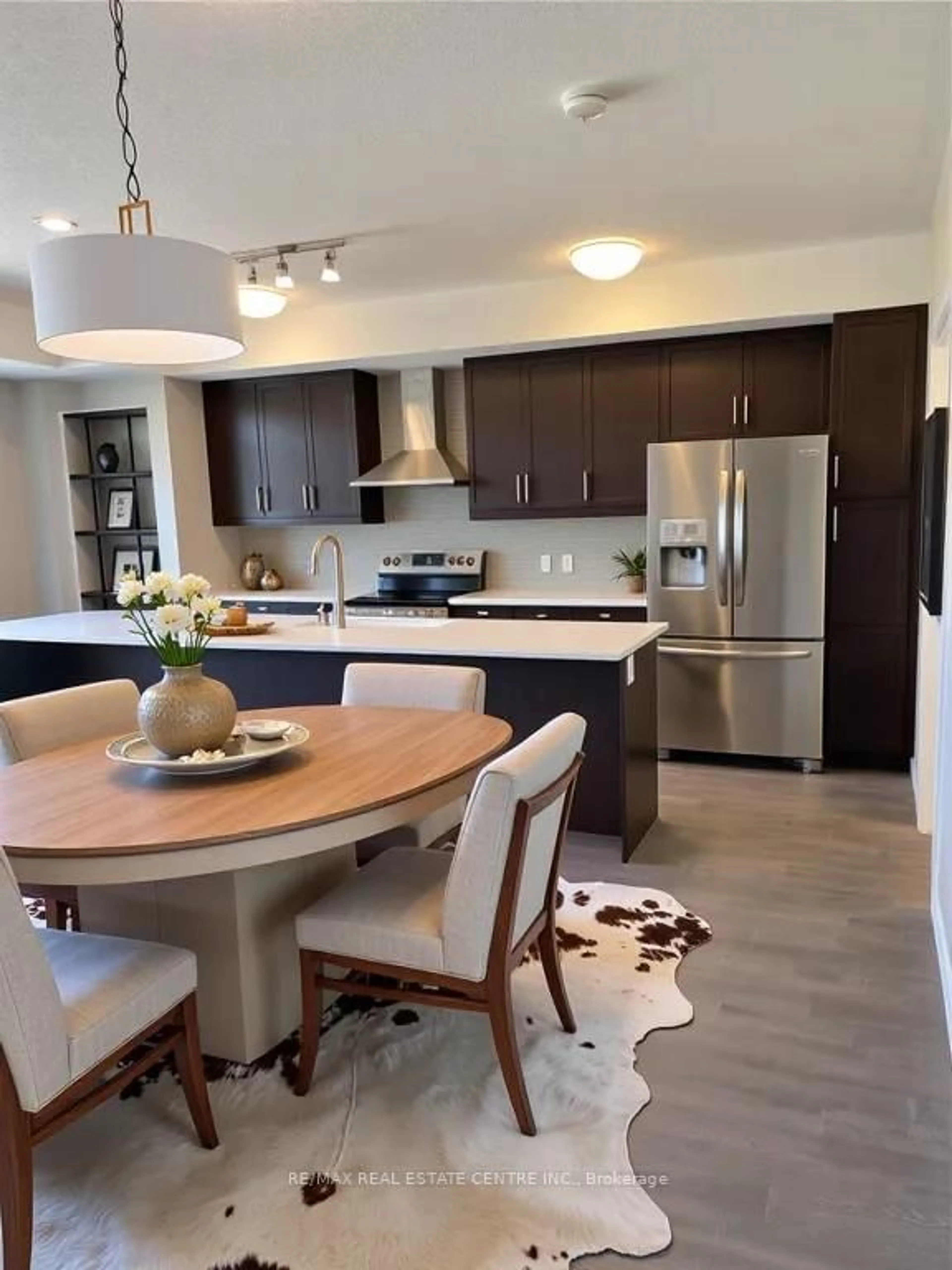 Open concept kitchen, unknown for 32 Wheat Lane, Kitchener Ontario N2R 0R6