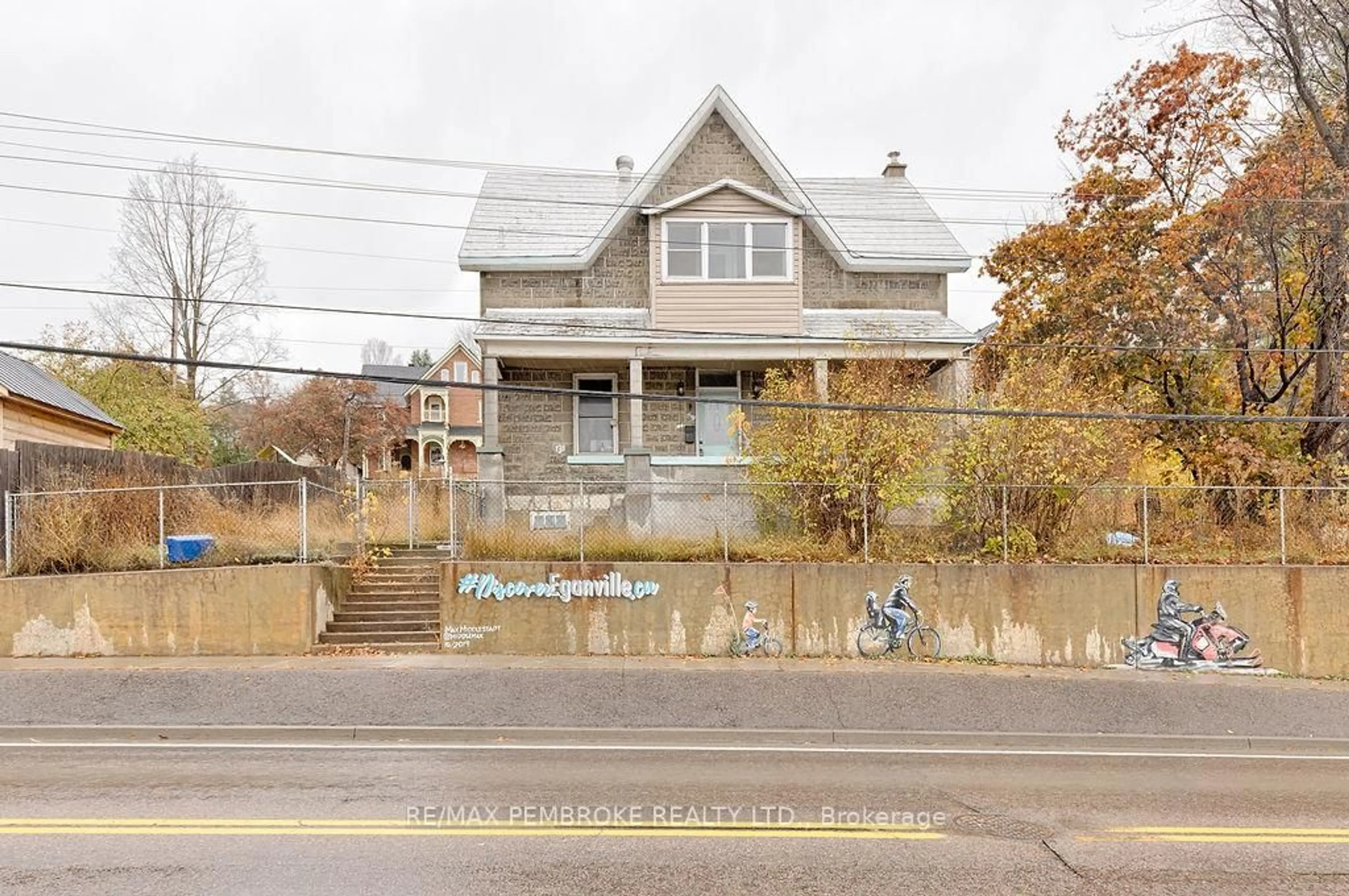 Unknown for 131 Bonnechere St, Eganville Ontario K0J 1T0