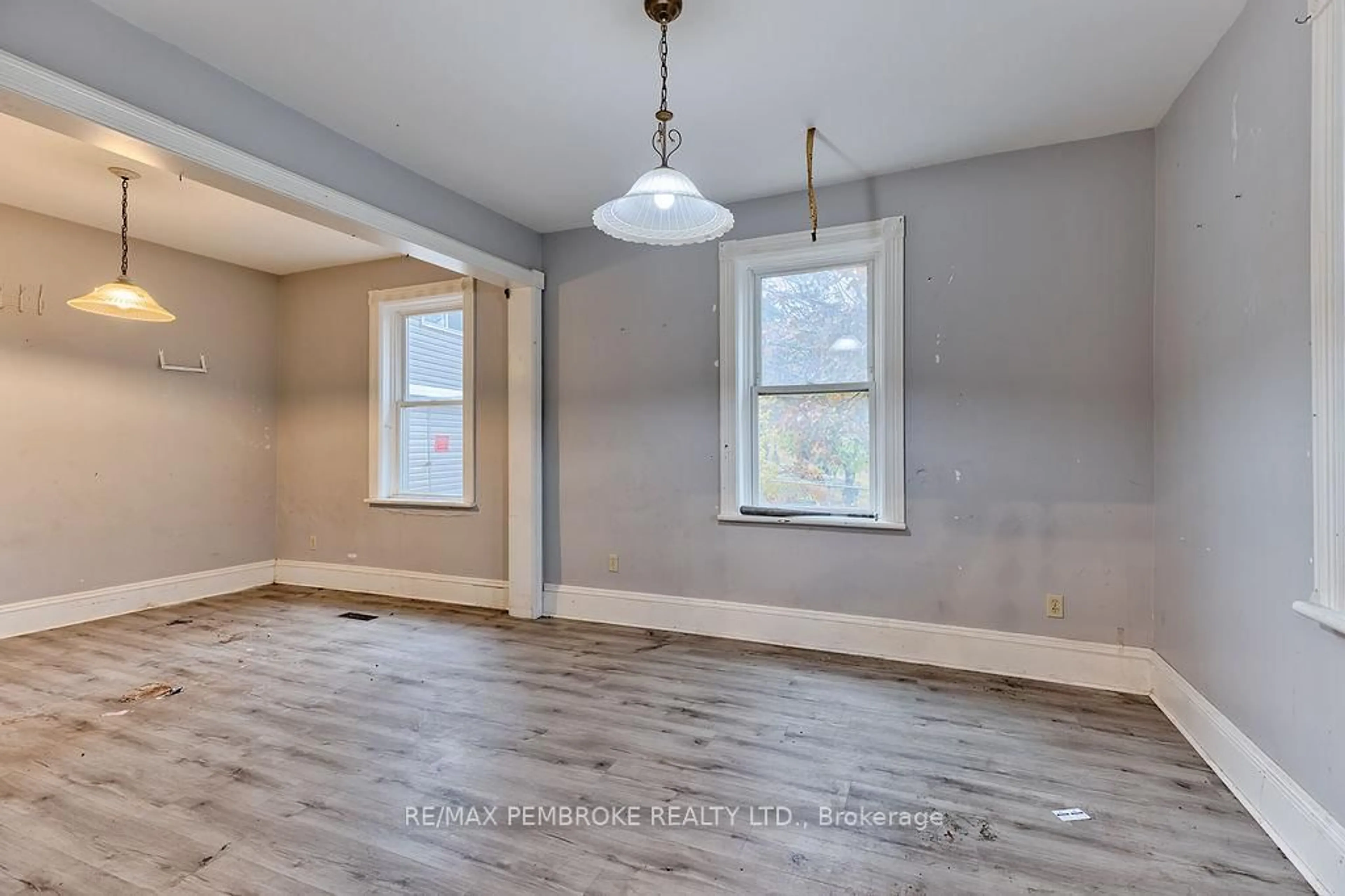 A pic of a room for 131 Bonnechere St, Eganville Ontario K0J 1T0