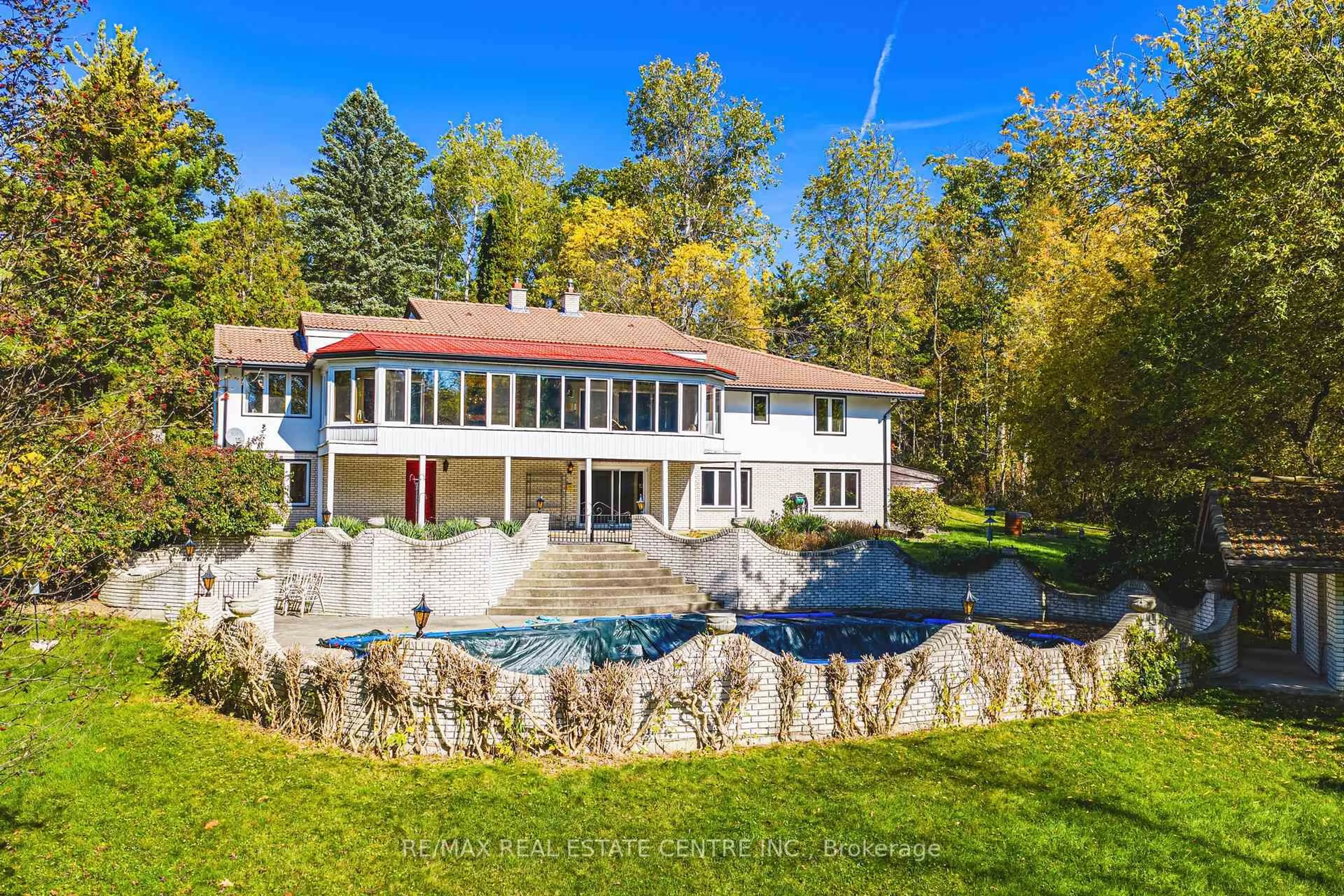 A pic from outside/outdoor area/front of a property/back of a property/a pic from drone, water/lake/river/ocean view for 1751 Cheese Factory Rd, North Dumfries Ontario N0B 1L0