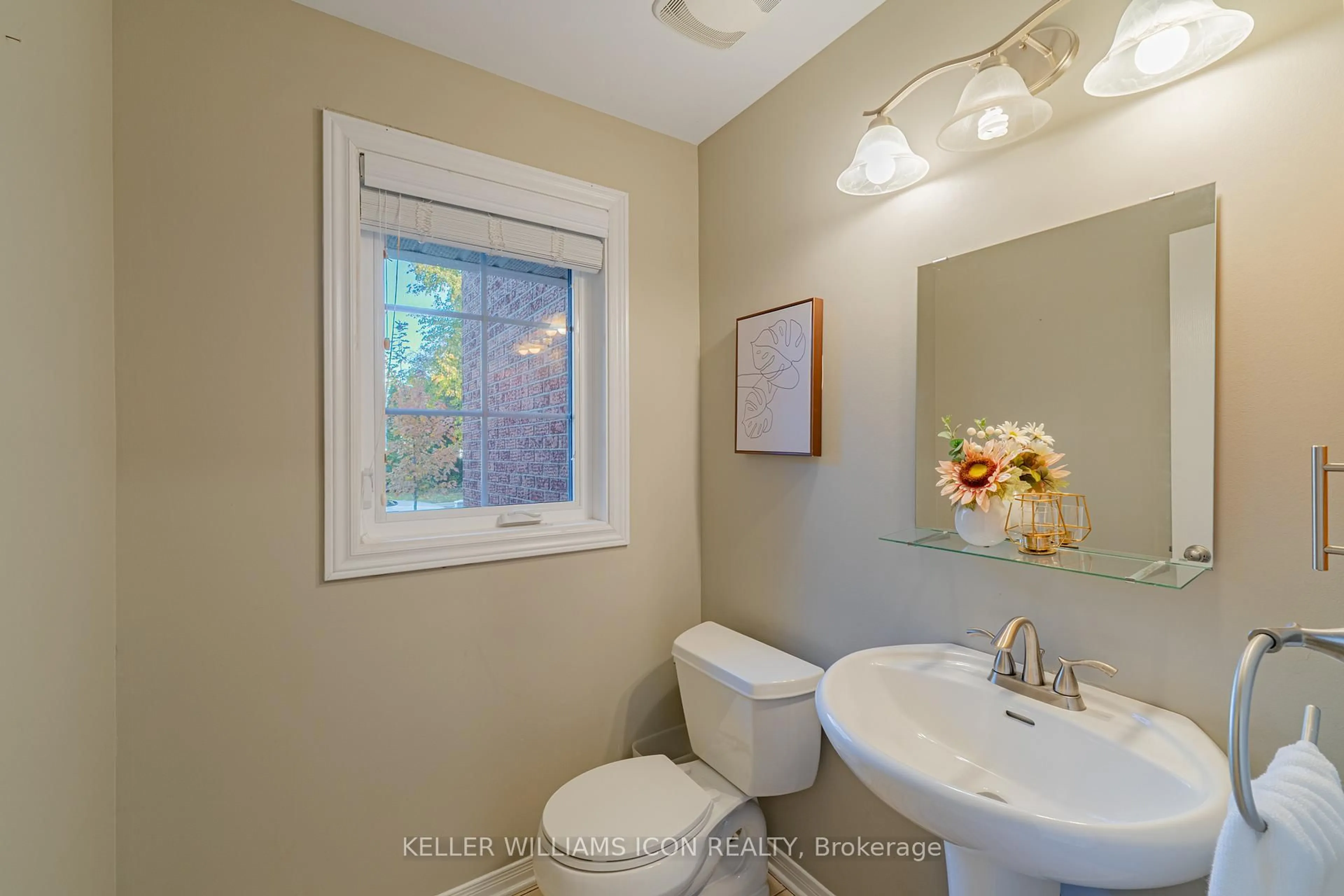 Standard bathroom, ceramic/tile floor for 83 Wrenwood Cres, Ottawa Ontario K2G 5V5