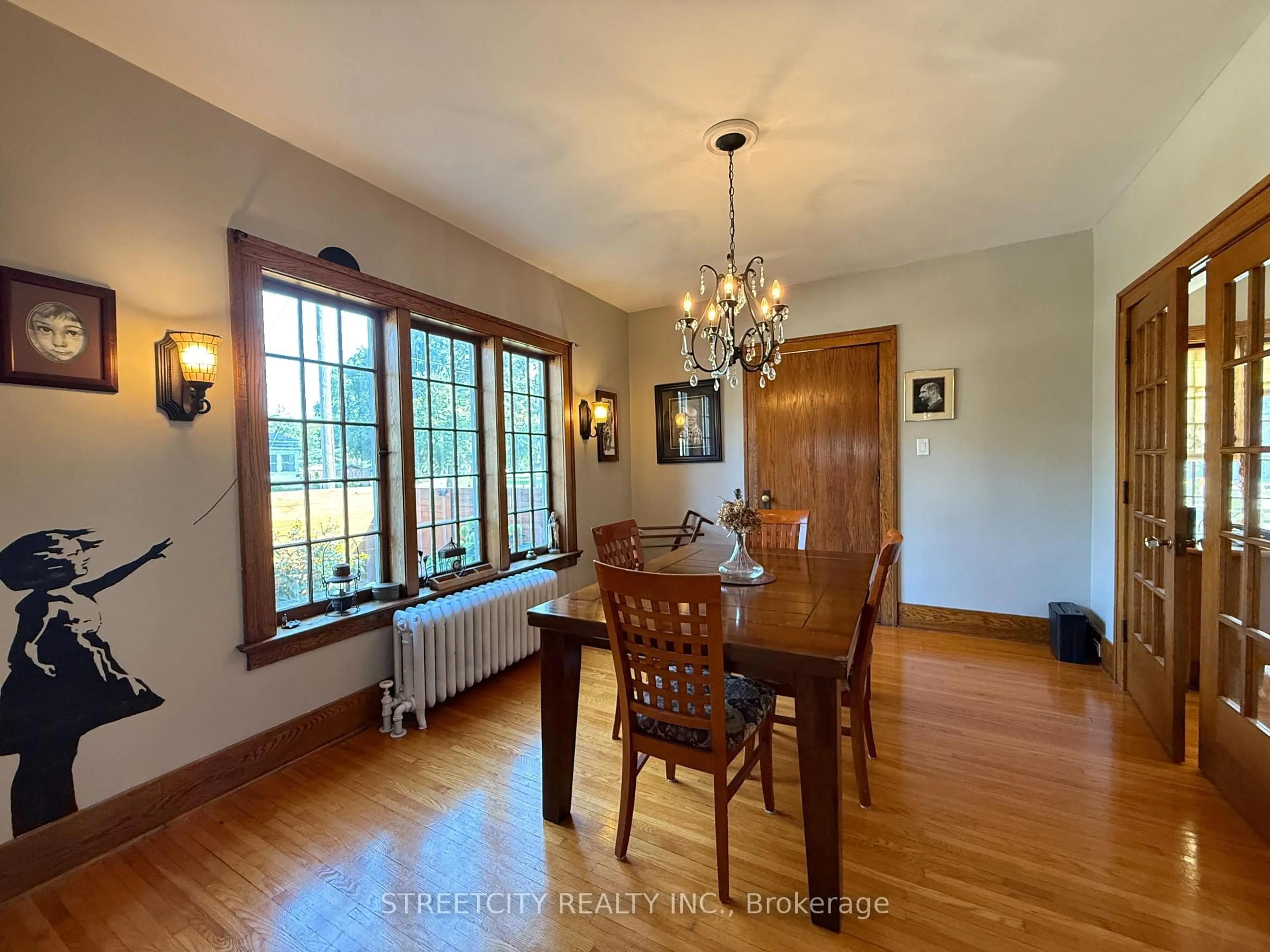 Dining room, unknown for 127 Fleming St, Sarnia Ontario N7T 6C2