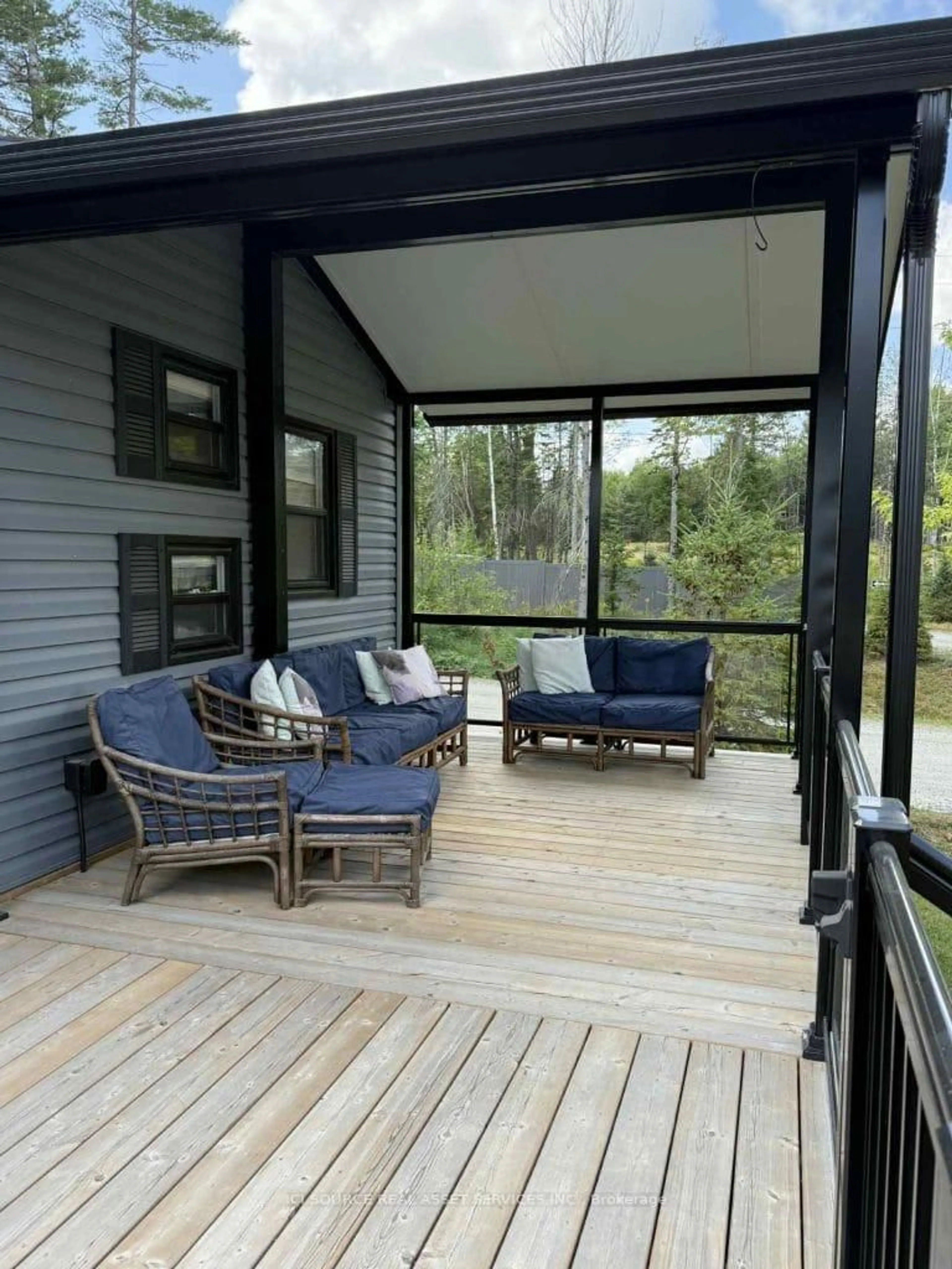 Patio, water/lake/river/ocean view for 1047 Bonnie Lake Camp Rd #BBT097, Bracebridge Ontario P1L 1W9