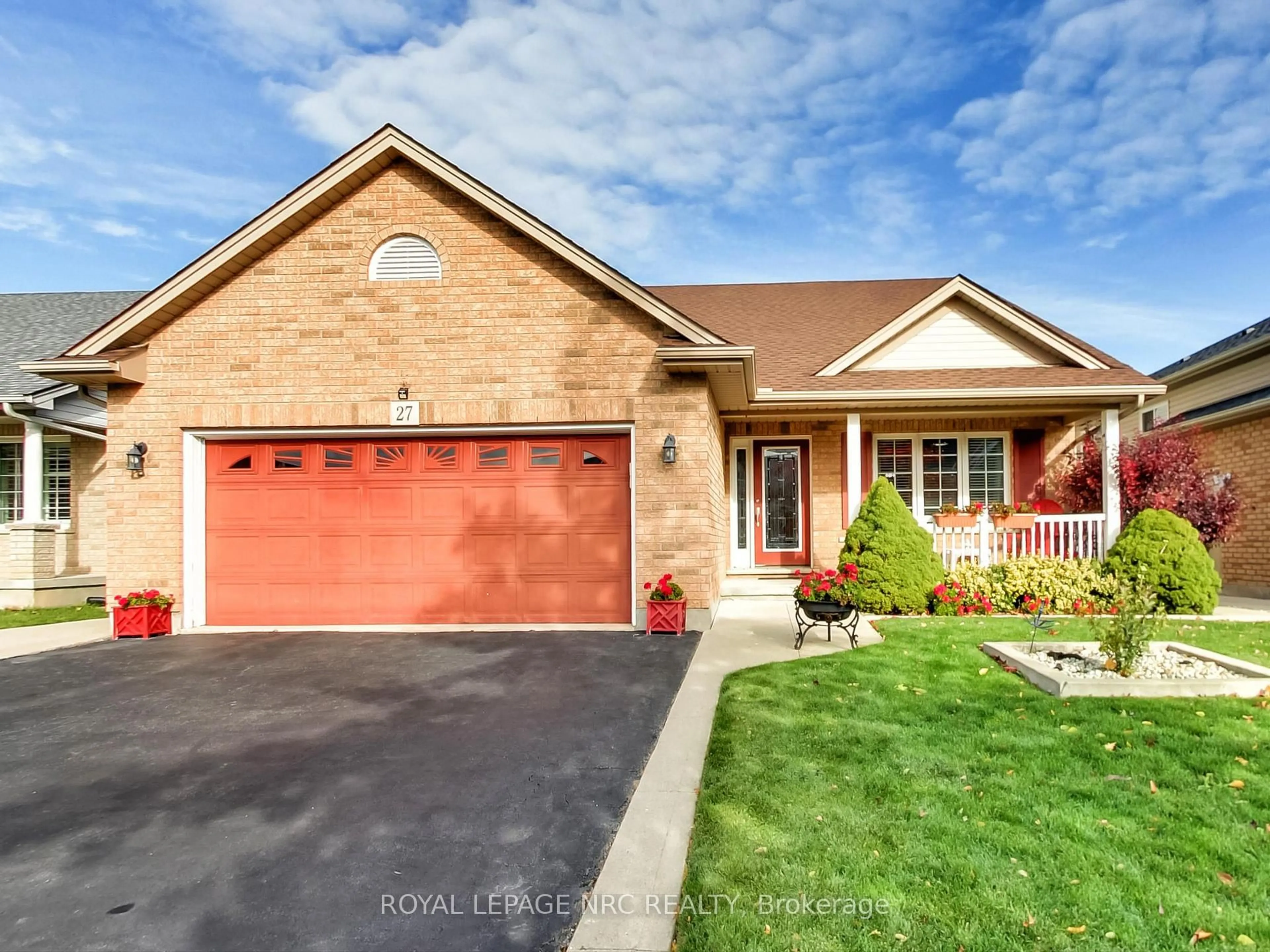 Home with brick exterior material, street for 27 Cherry Ave, West Lincoln Ontario L0R 2A0