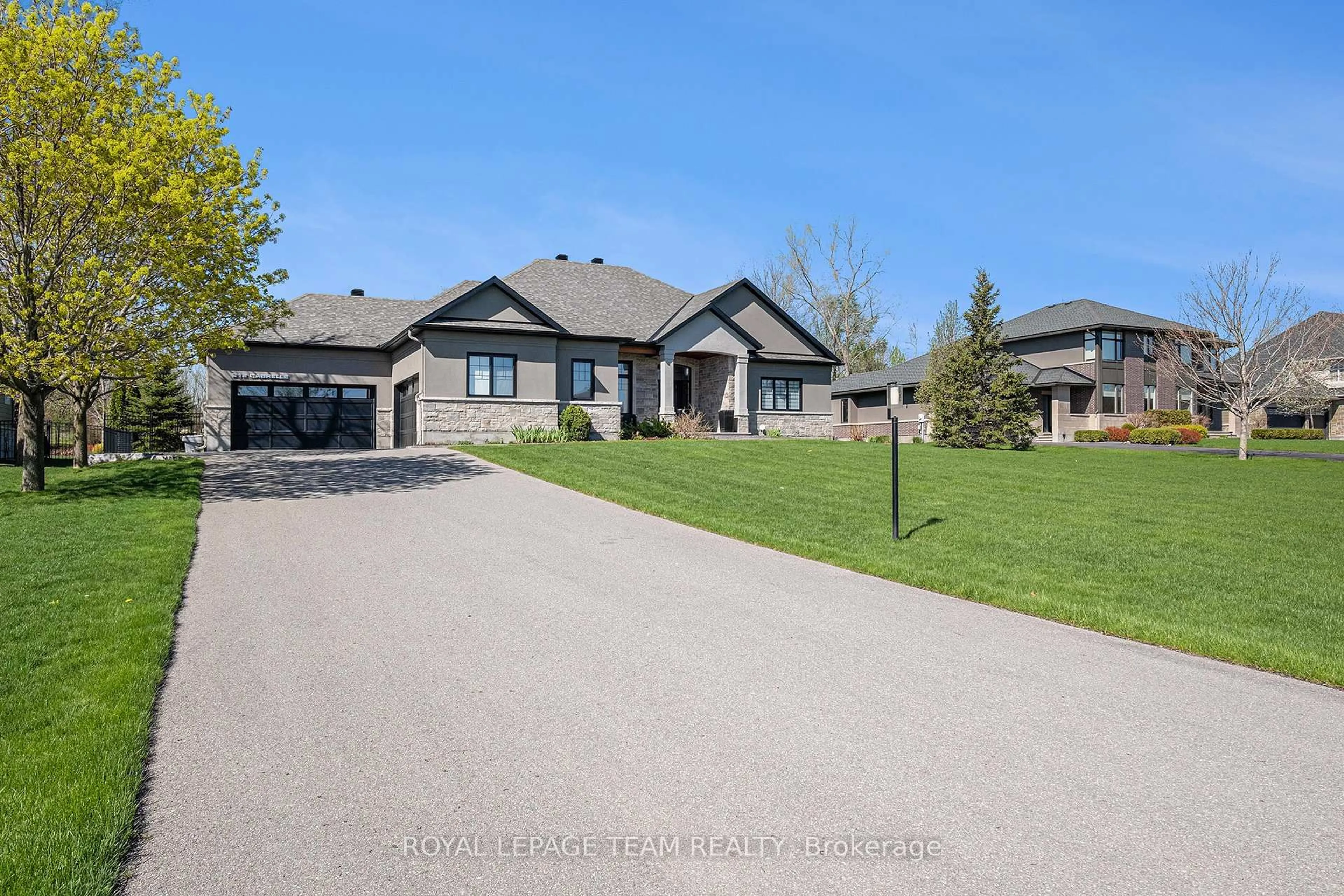 A pic from outside/outdoor area/front of a property/back of a property/a pic from drone, street for 212 CABRELLE Pl, Ottawa Ontario K4M 0A9