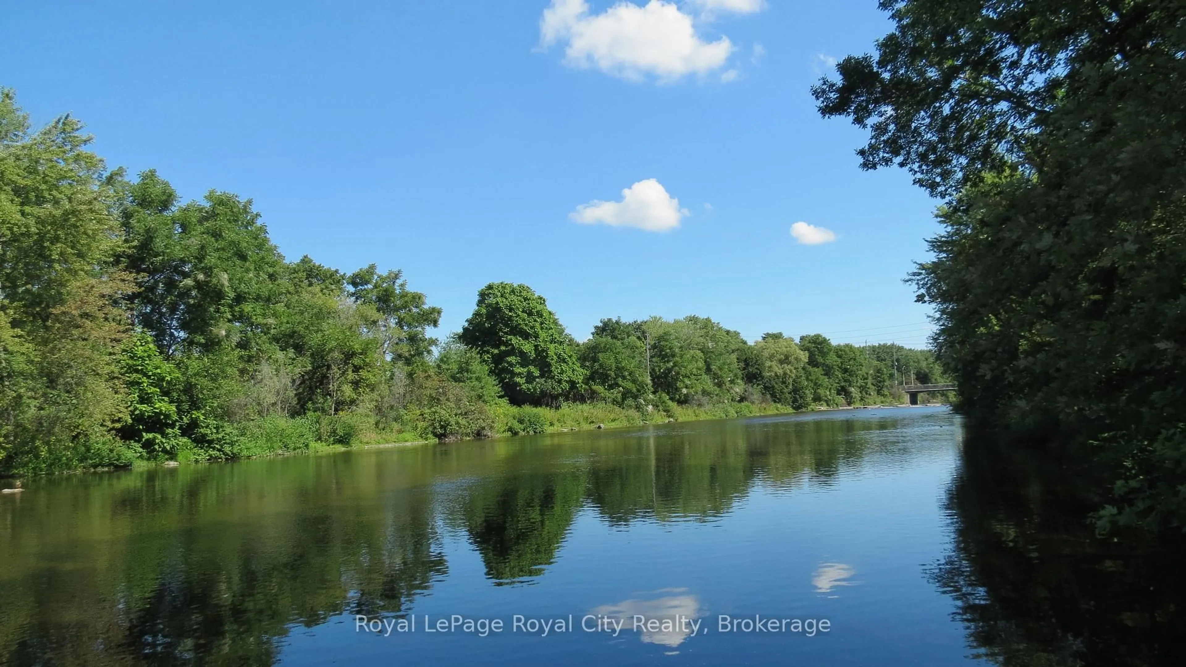 Blurry image for 295 Water St #81, Guelph Ontario N1G 2X5