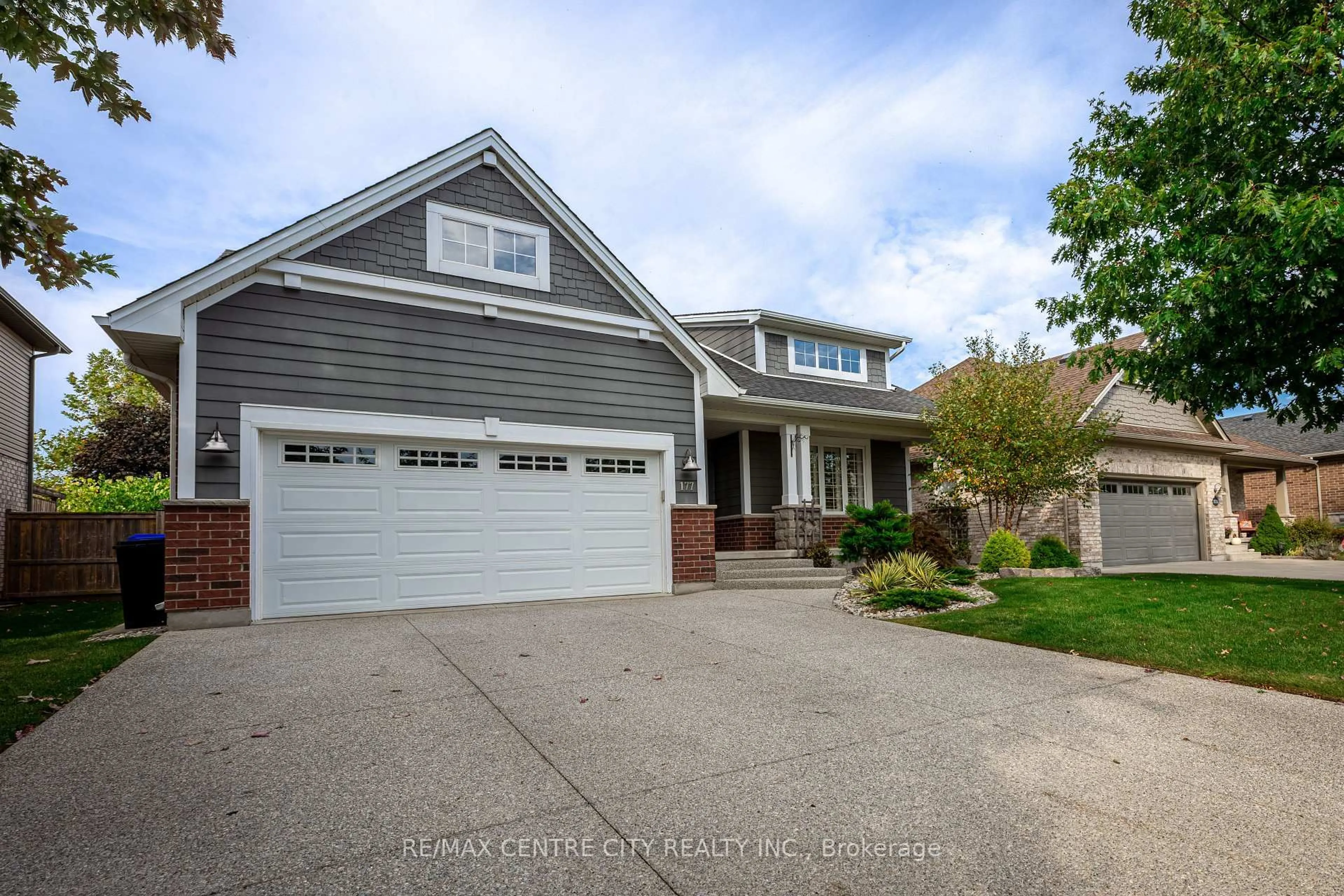 Home with vinyl exterior material, street for 177 Lake Margaret Tr, St. Thomas Ontario N5R 0B7