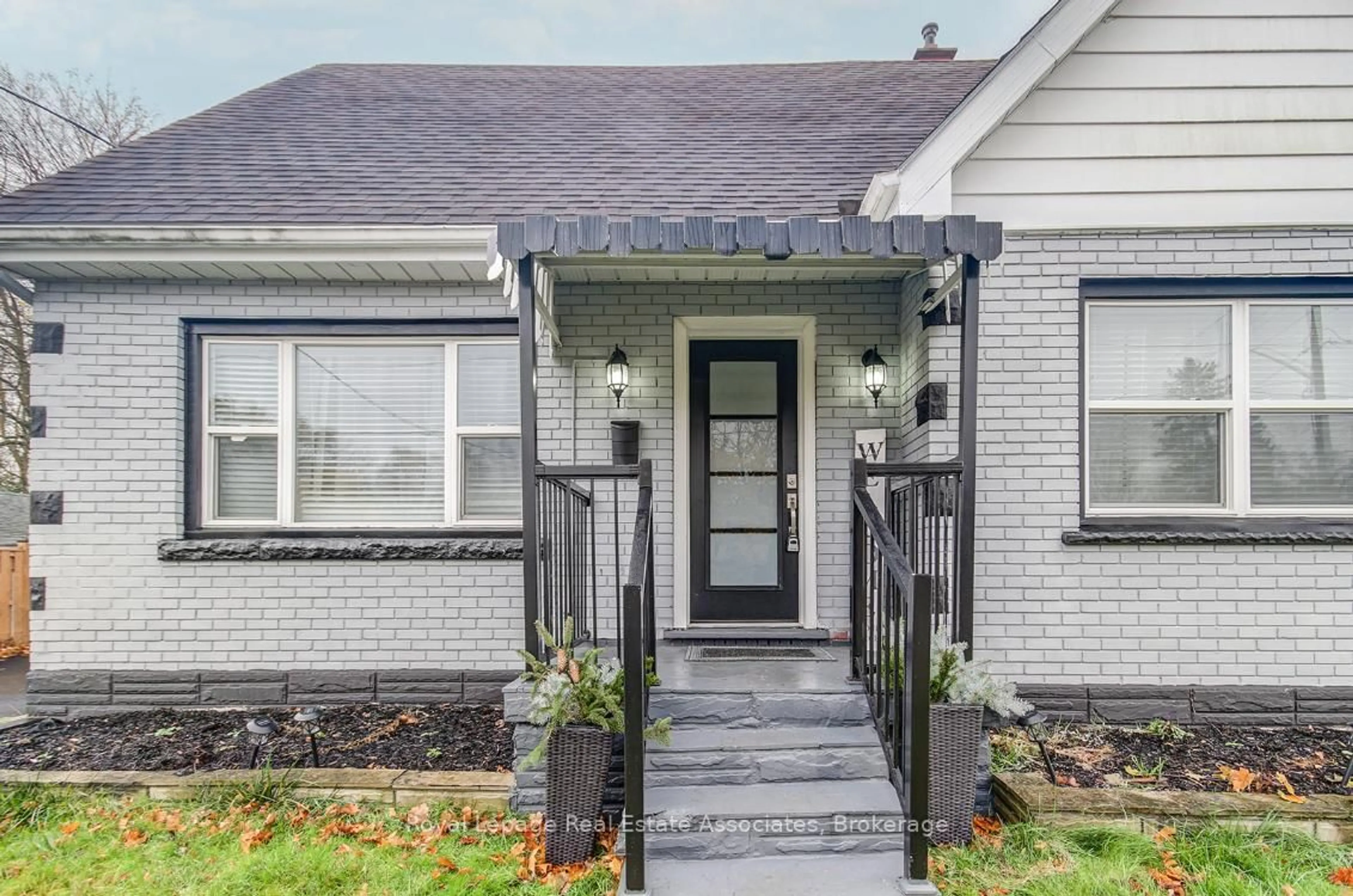 Unknown for 75 Tollgate Rd, Brantford Ontario N3R 4Z5