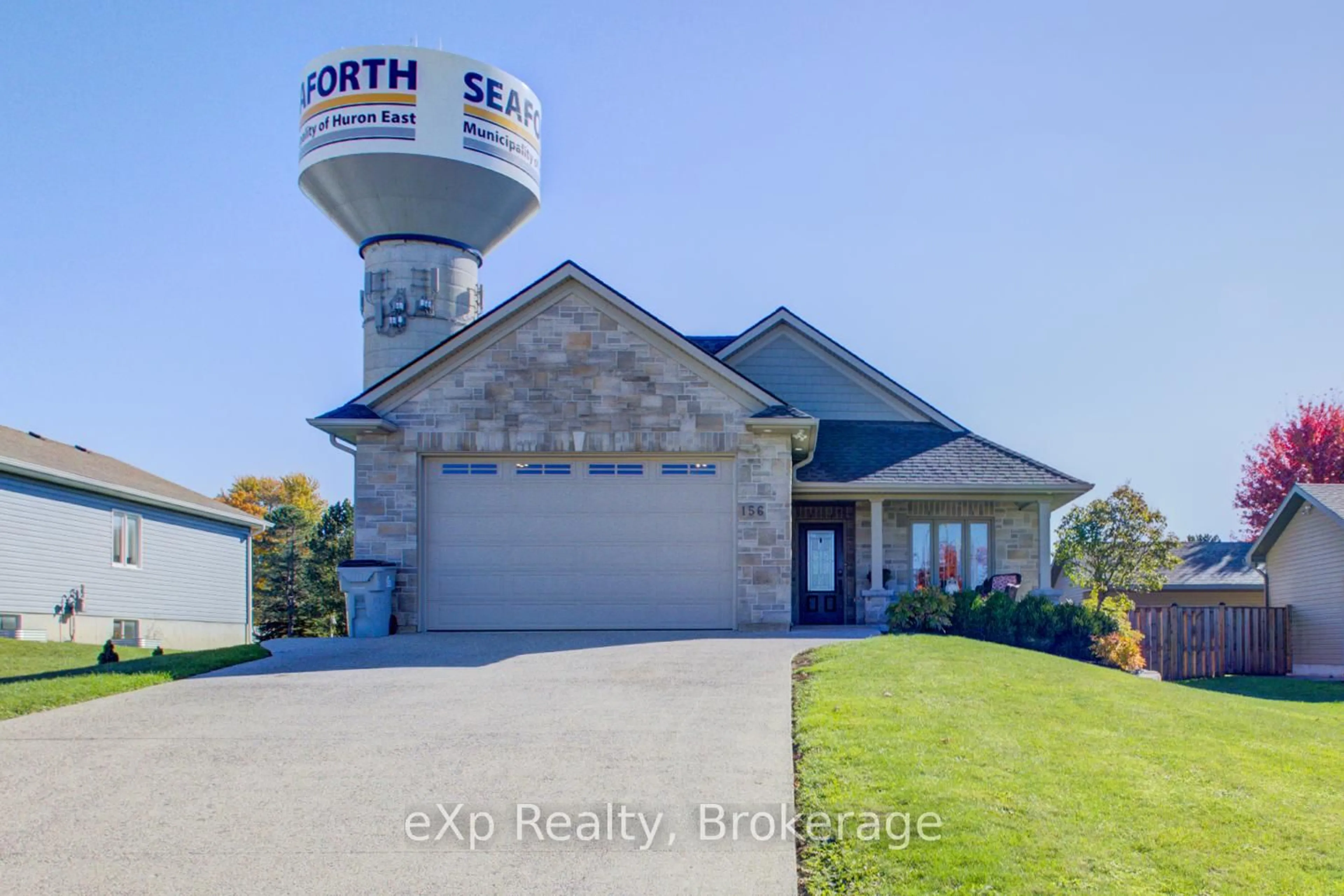 Unknown for 156 Sparling St, Huron East Ontario N0K 1W0