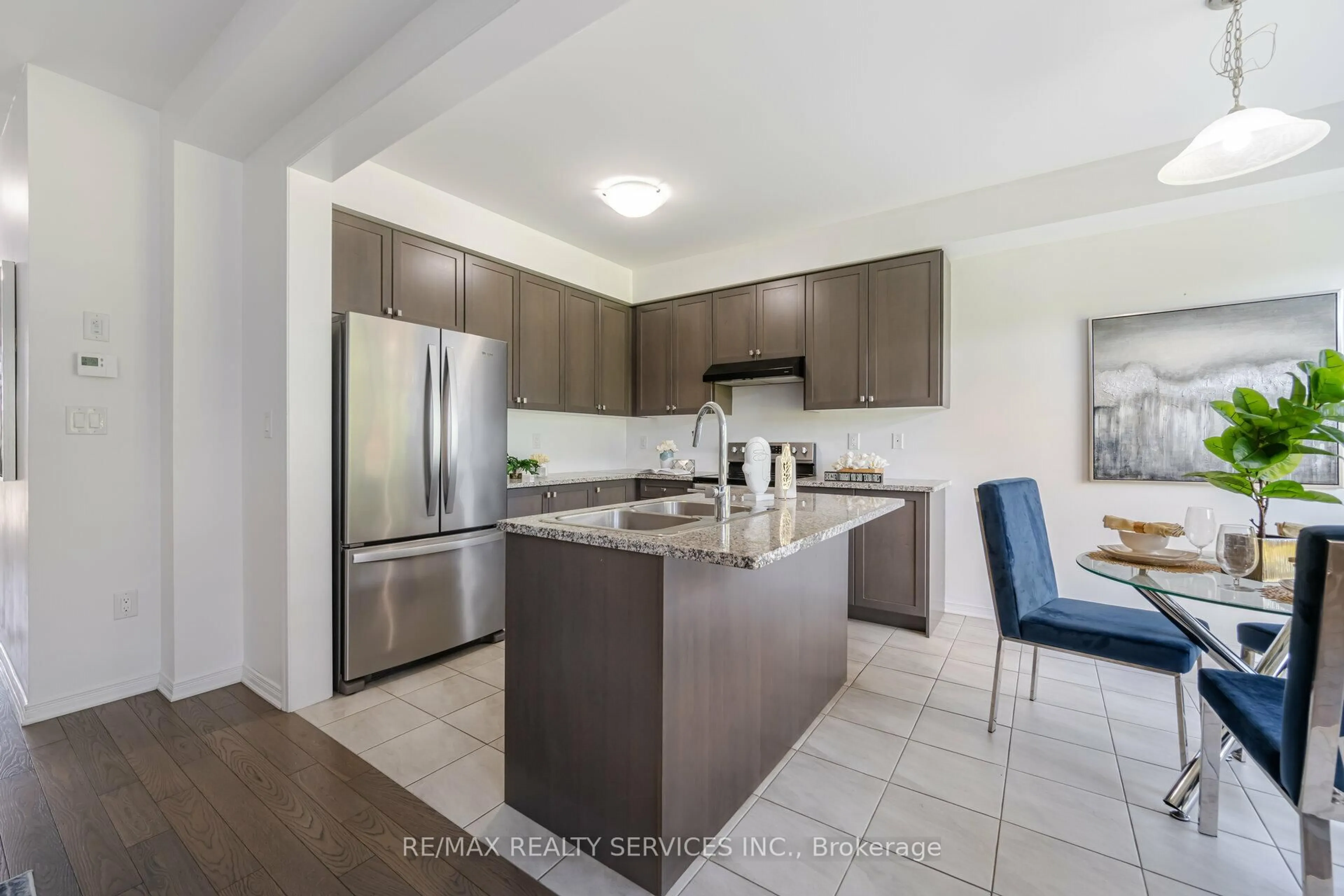 Open concept kitchen, unknown for 251 Bedrock Dr, Hamilton Ontario L8J 0M2