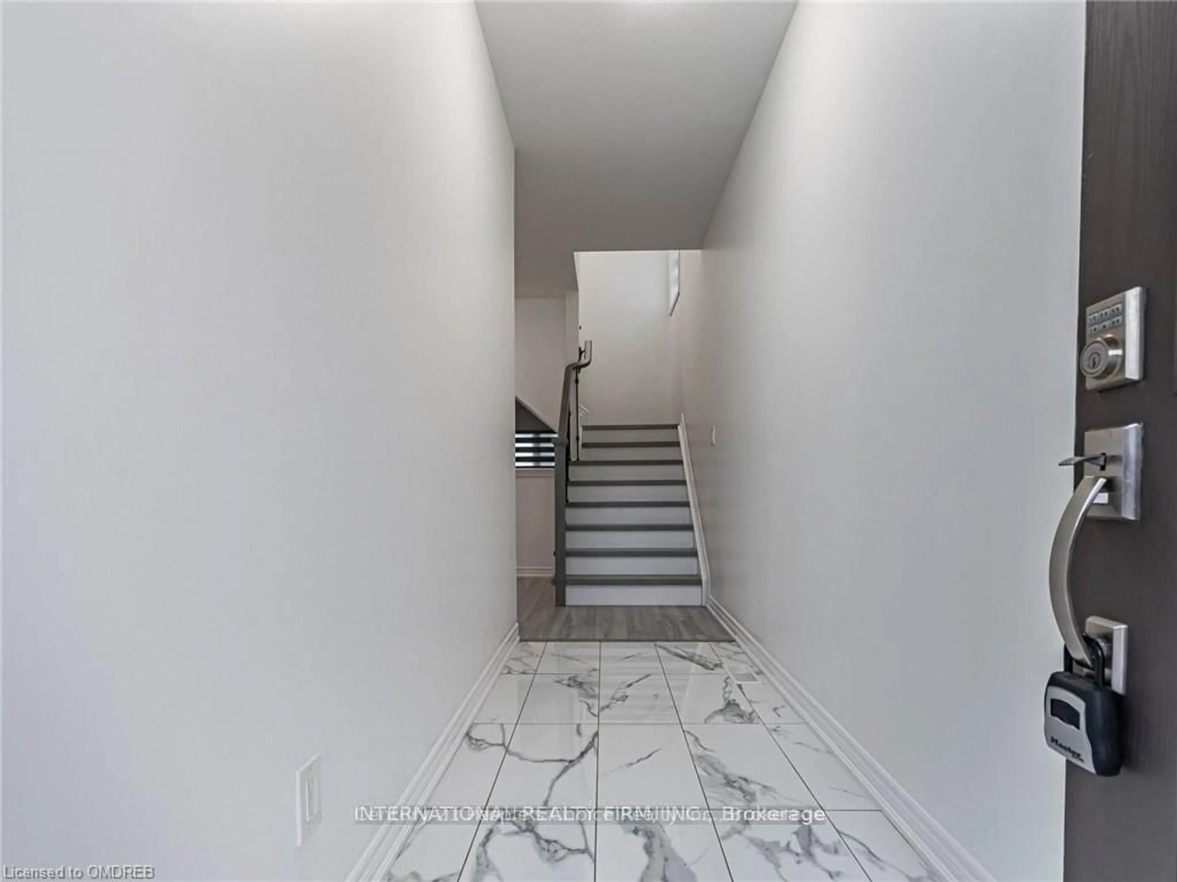 Stairs for 1 Haney Dr, Thorold Ontario L2V 0G5